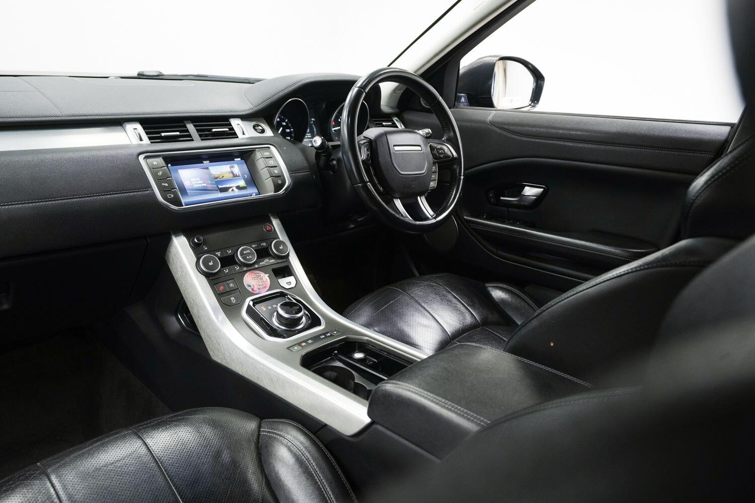 Land Rover Range Rover Evoque view 16