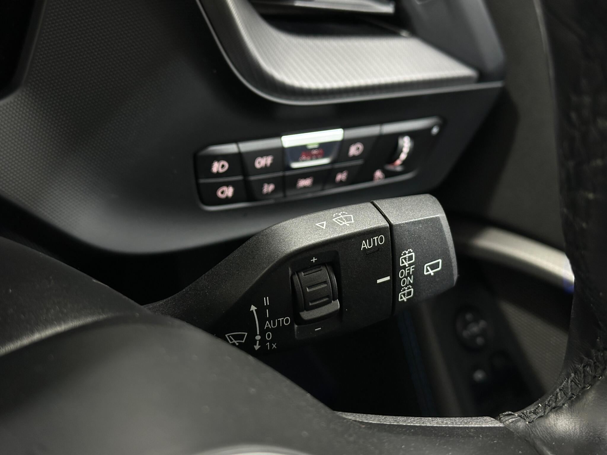 BMW 1 Series view 17