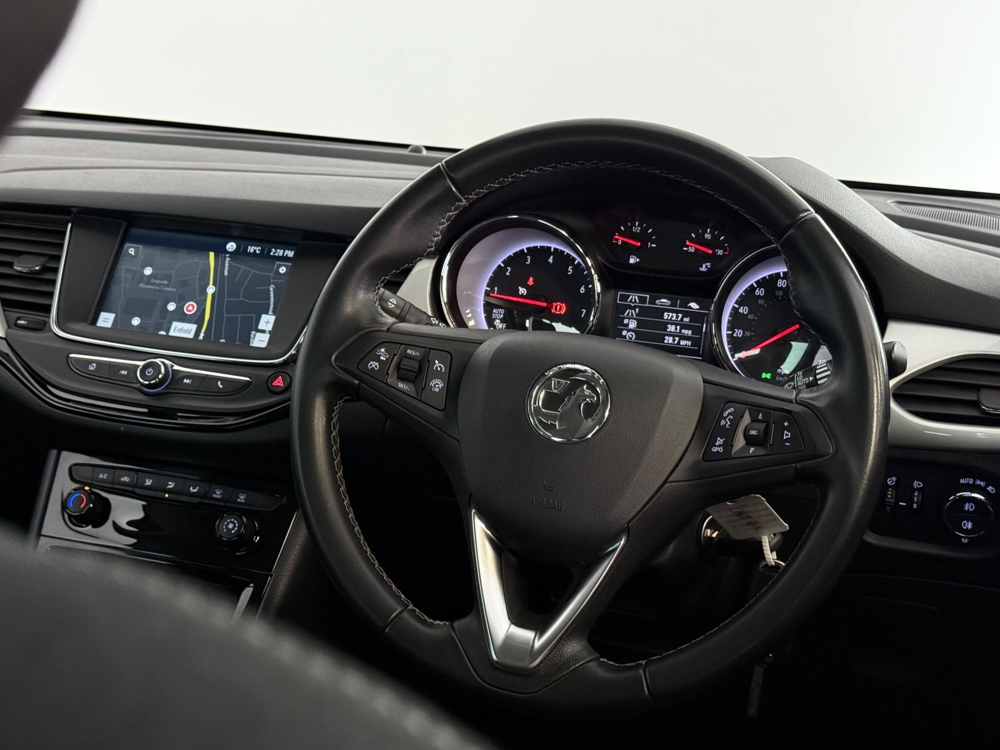 Vauxhall Astra view 13