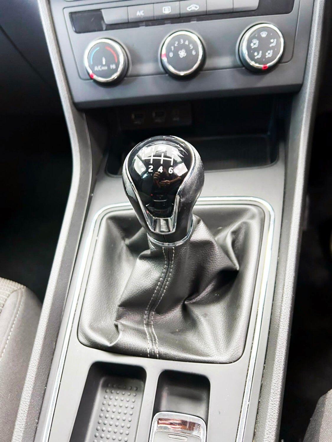 SEAT Leon view 18