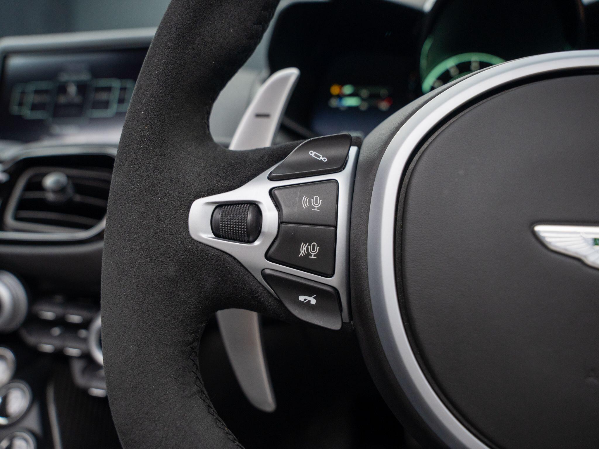 Aston Martin Vantage view 24