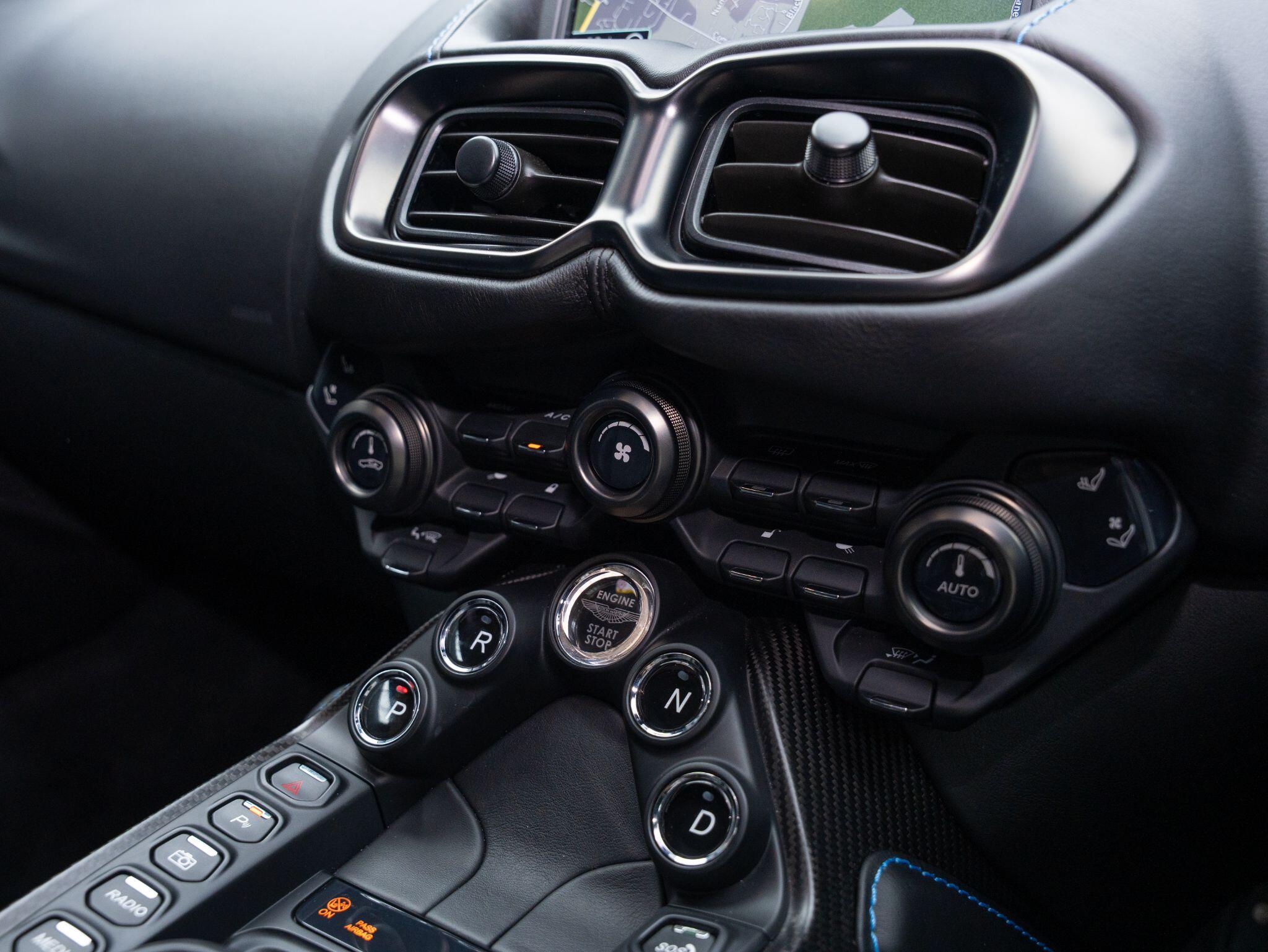 Aston Martin Vantage view 26