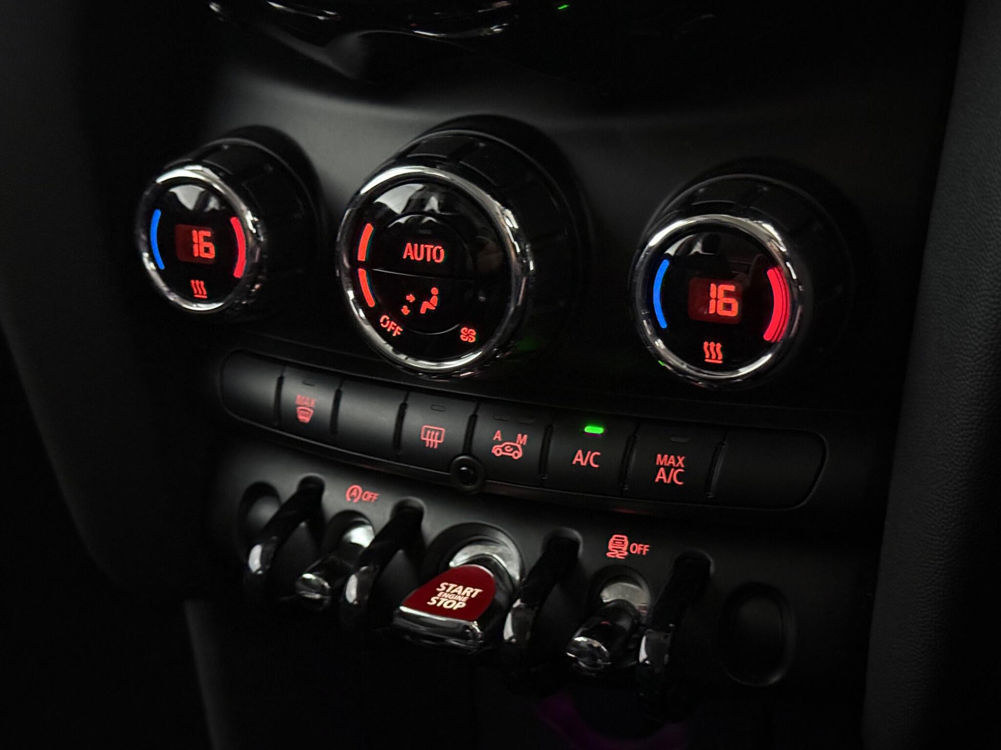 Mini Hatch view 20