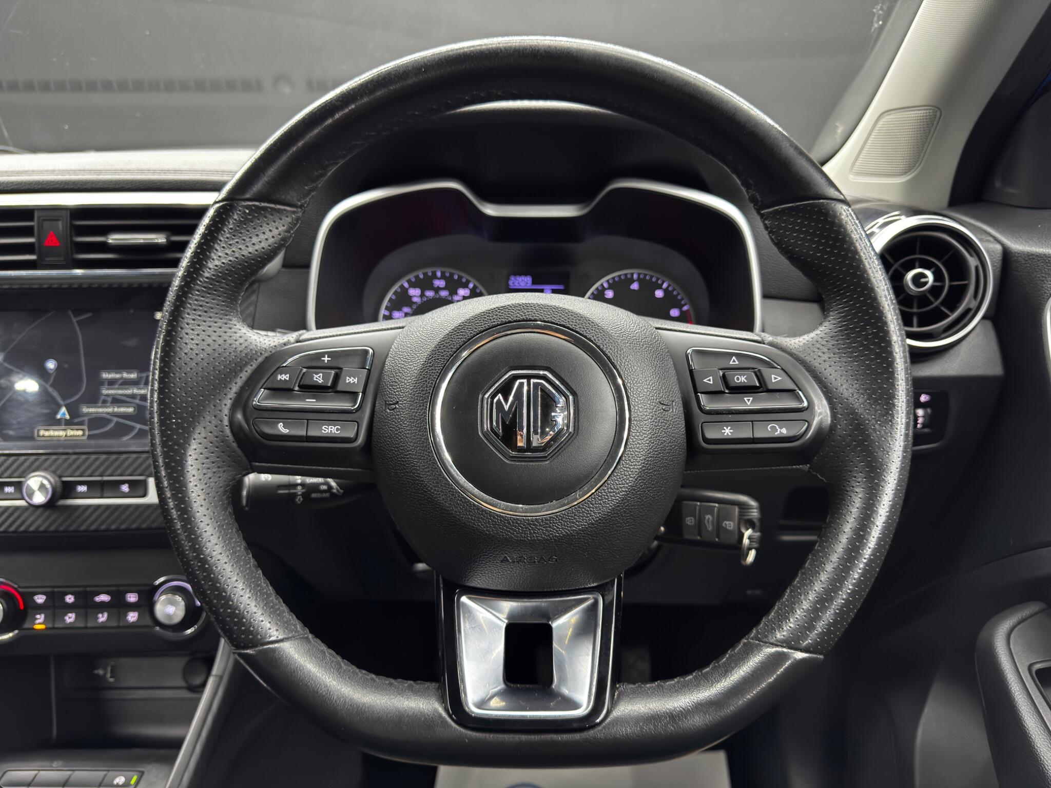 MG ZS view 19