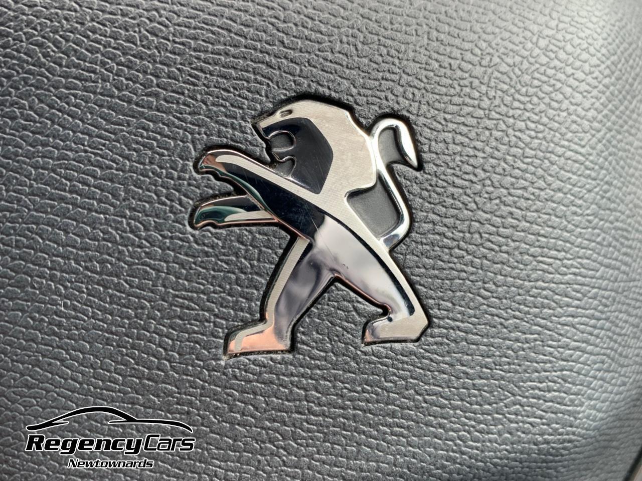 Peugeot 208 view 51