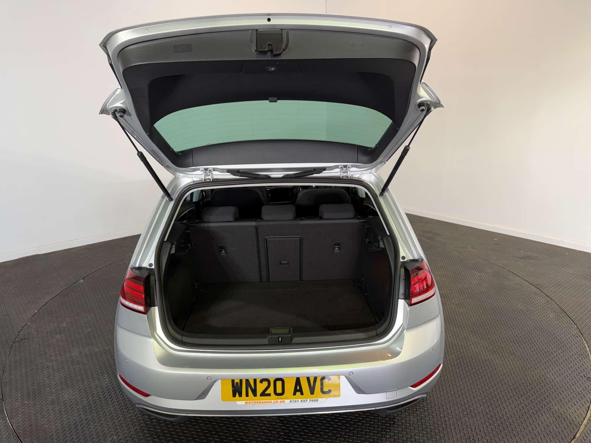 Volkswagen Golf view 10