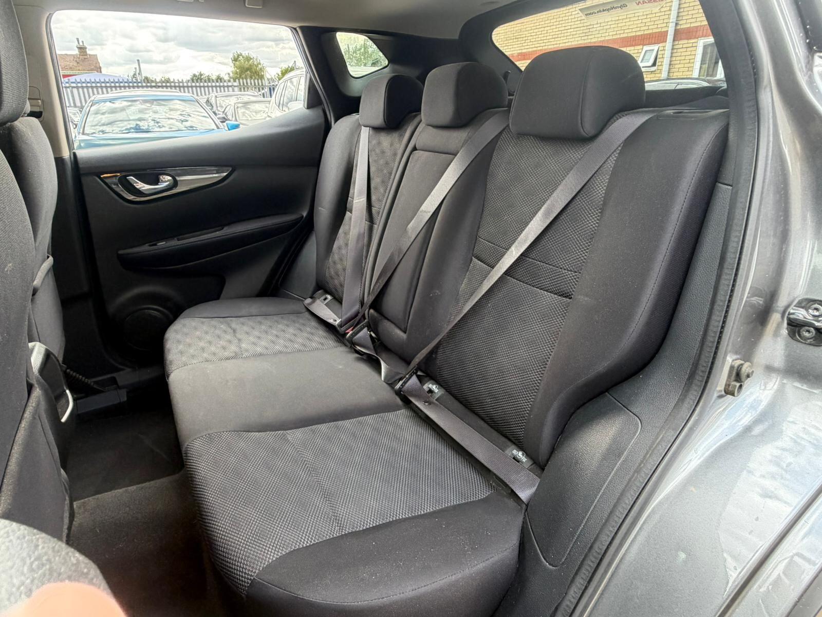 Nissan Qashqai view 16