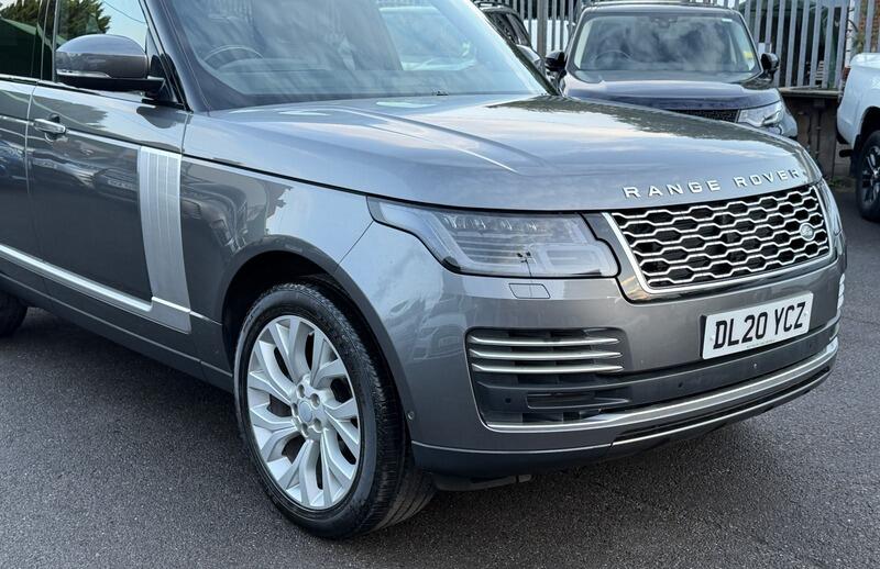 Land Rover Range Rover view 14