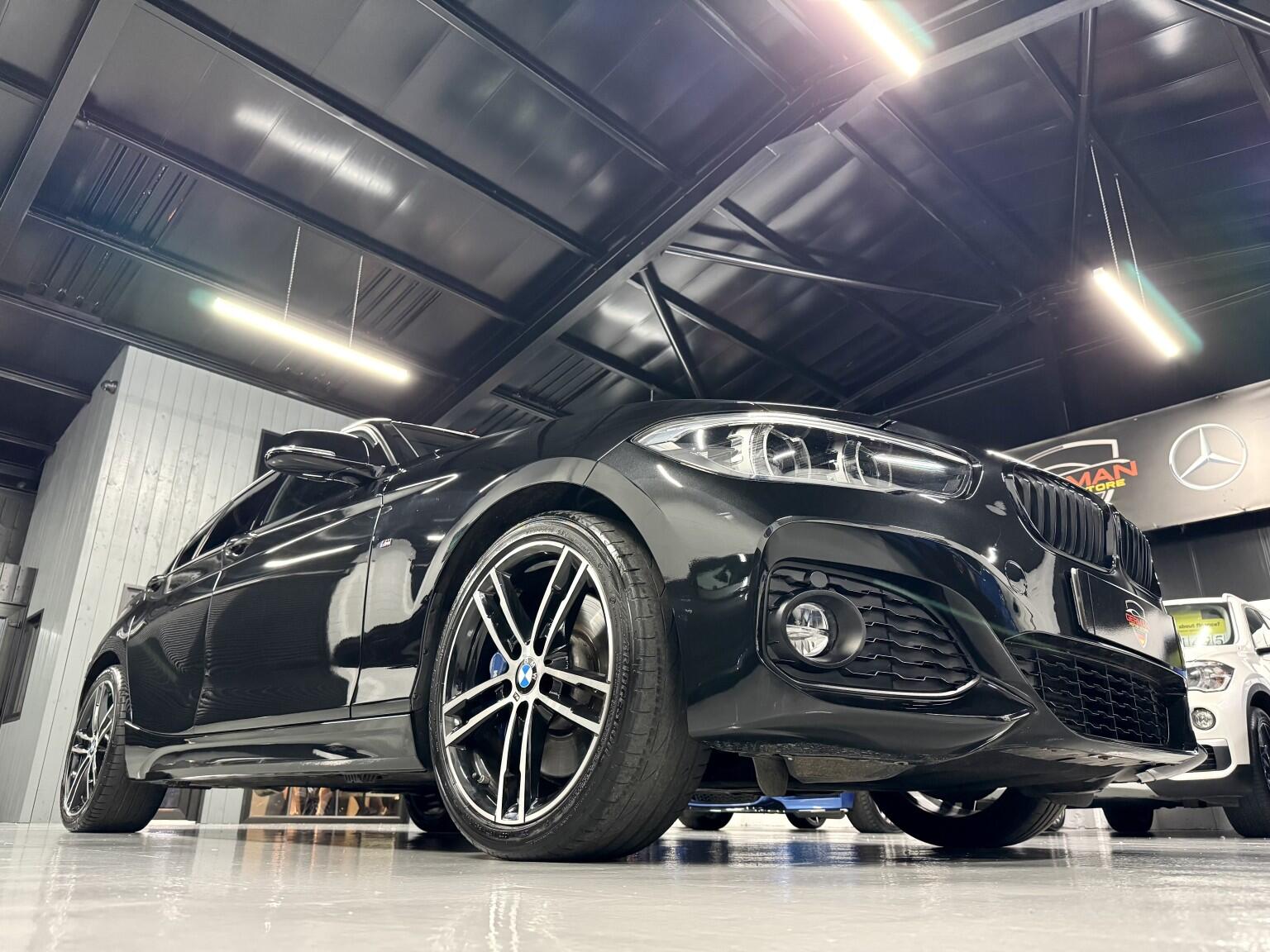 BMW 1 Series view 11