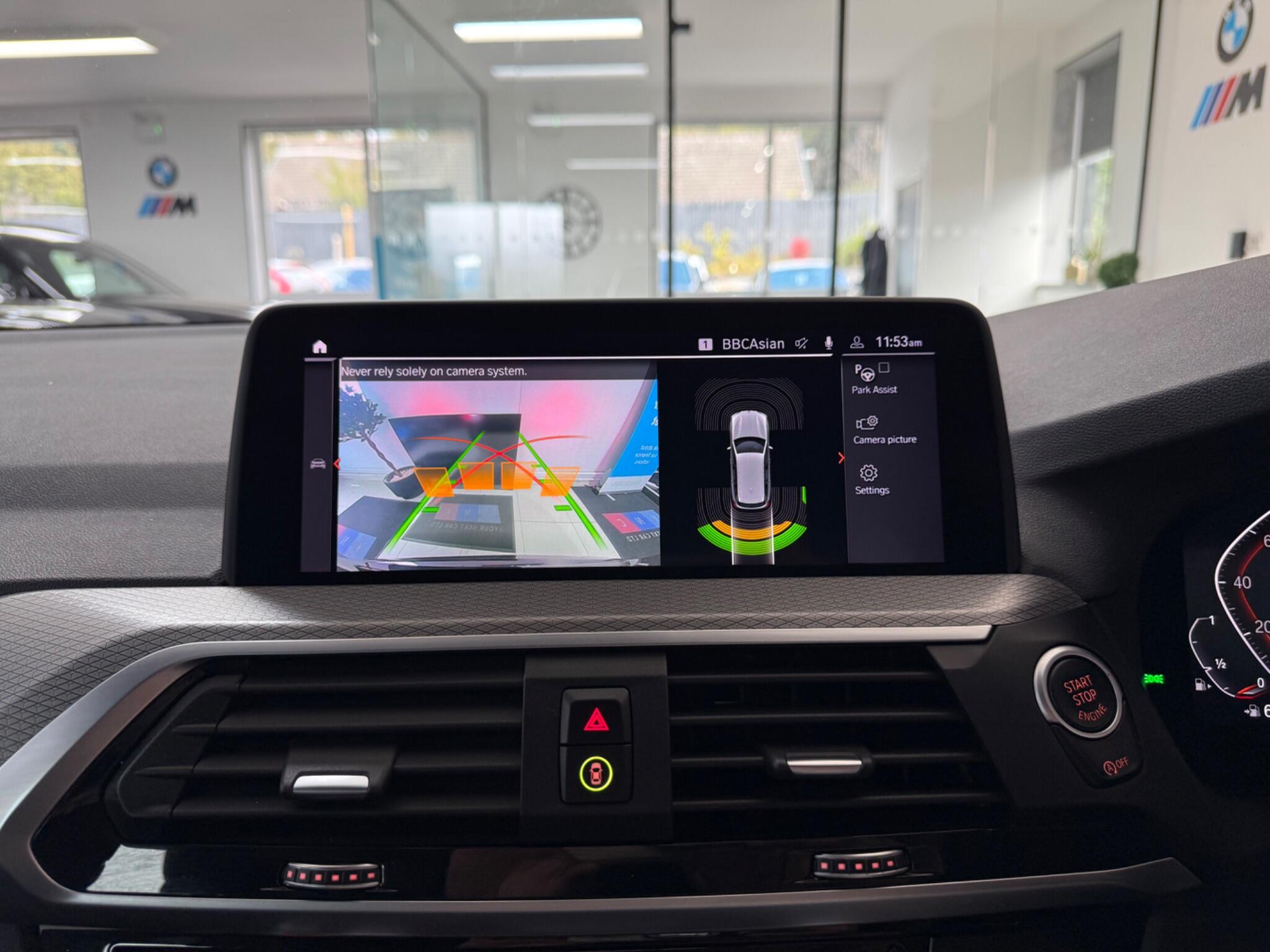 BMW X3 view 10