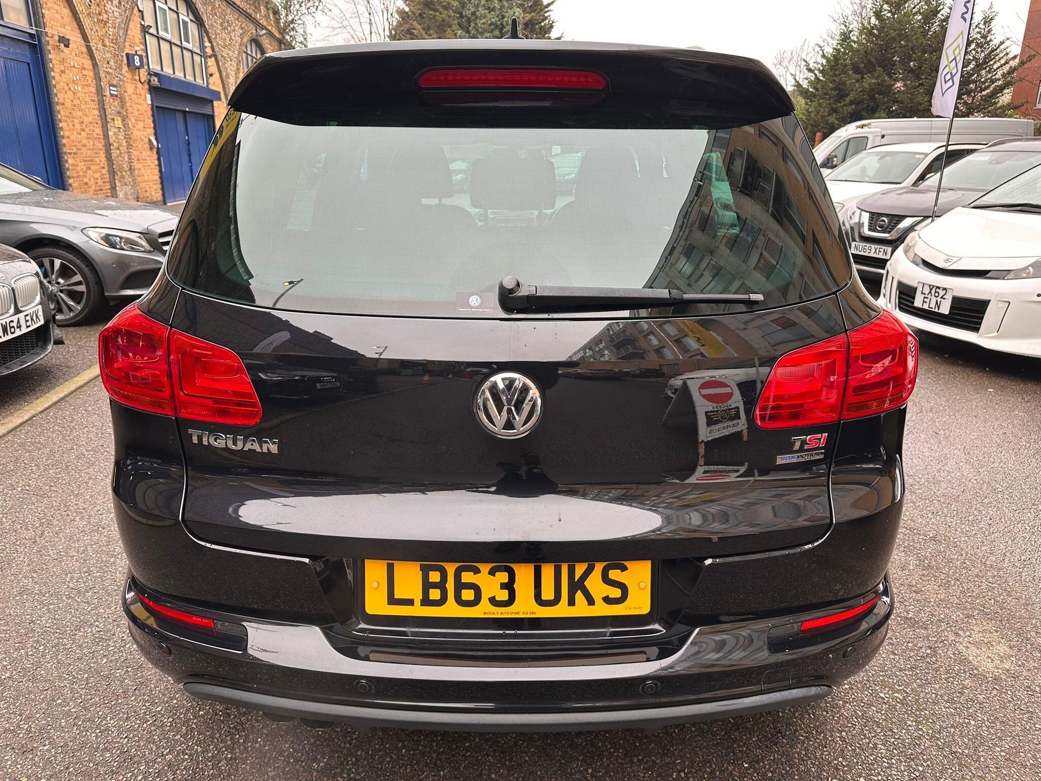 Volkswagen Tiguan view 10