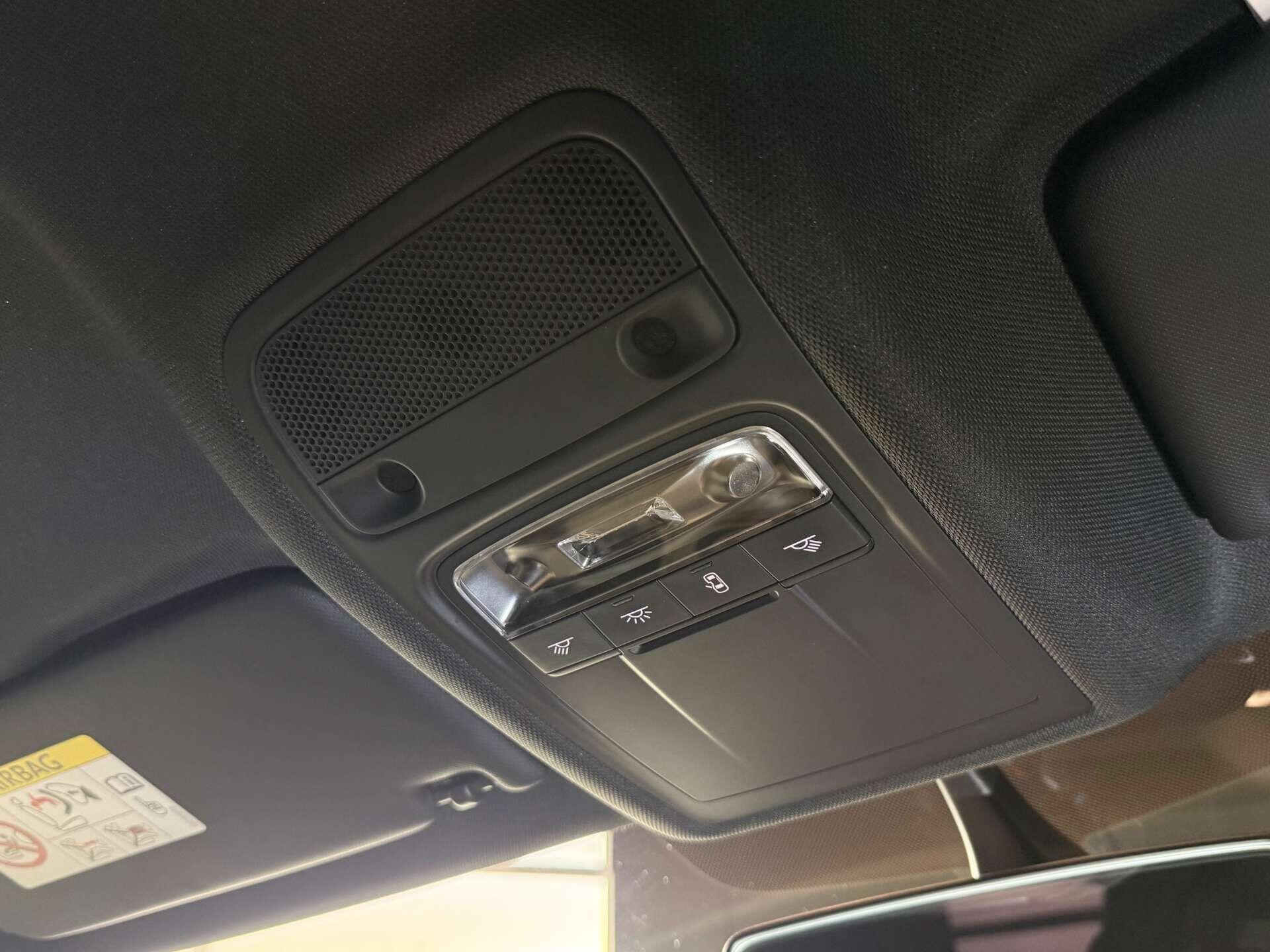 Audi S3 view 36