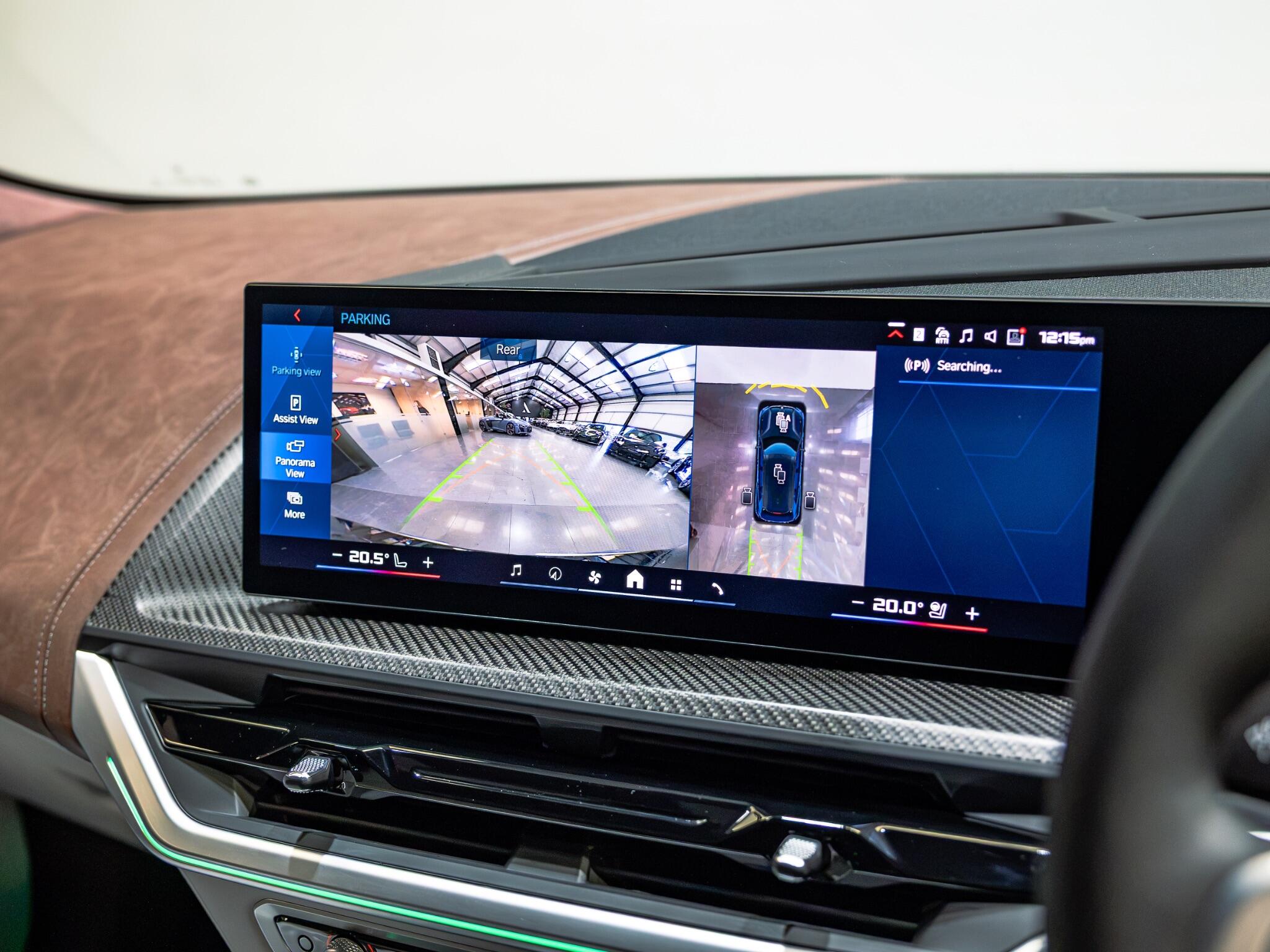 BMW XM view 22