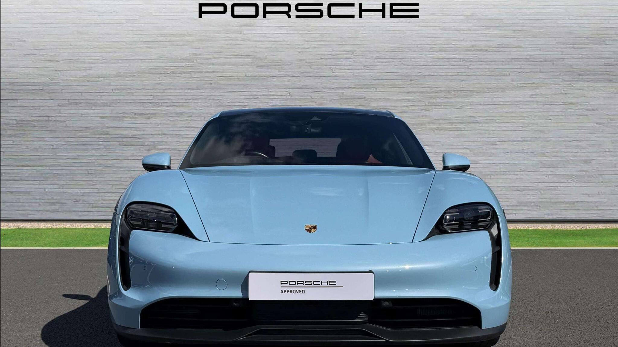 Porsche Taycan view 8