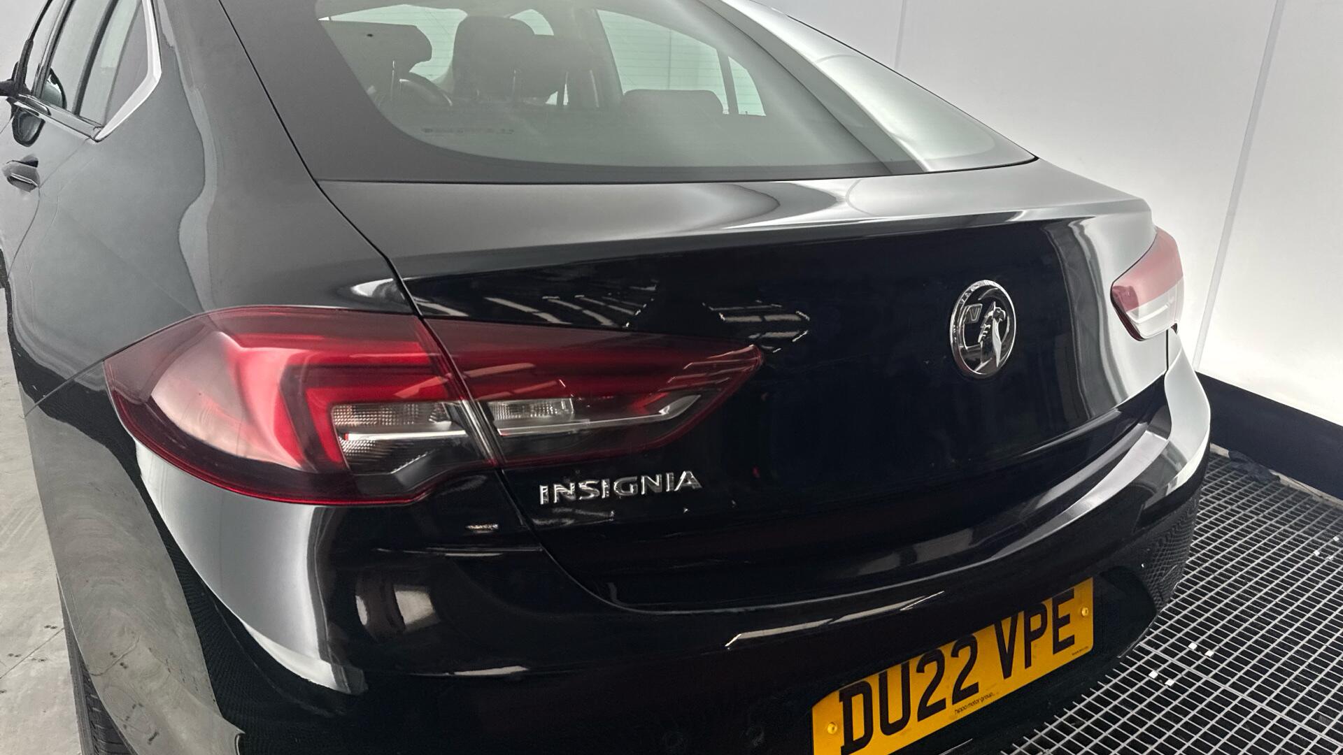 Vauxhall Insignia view 25