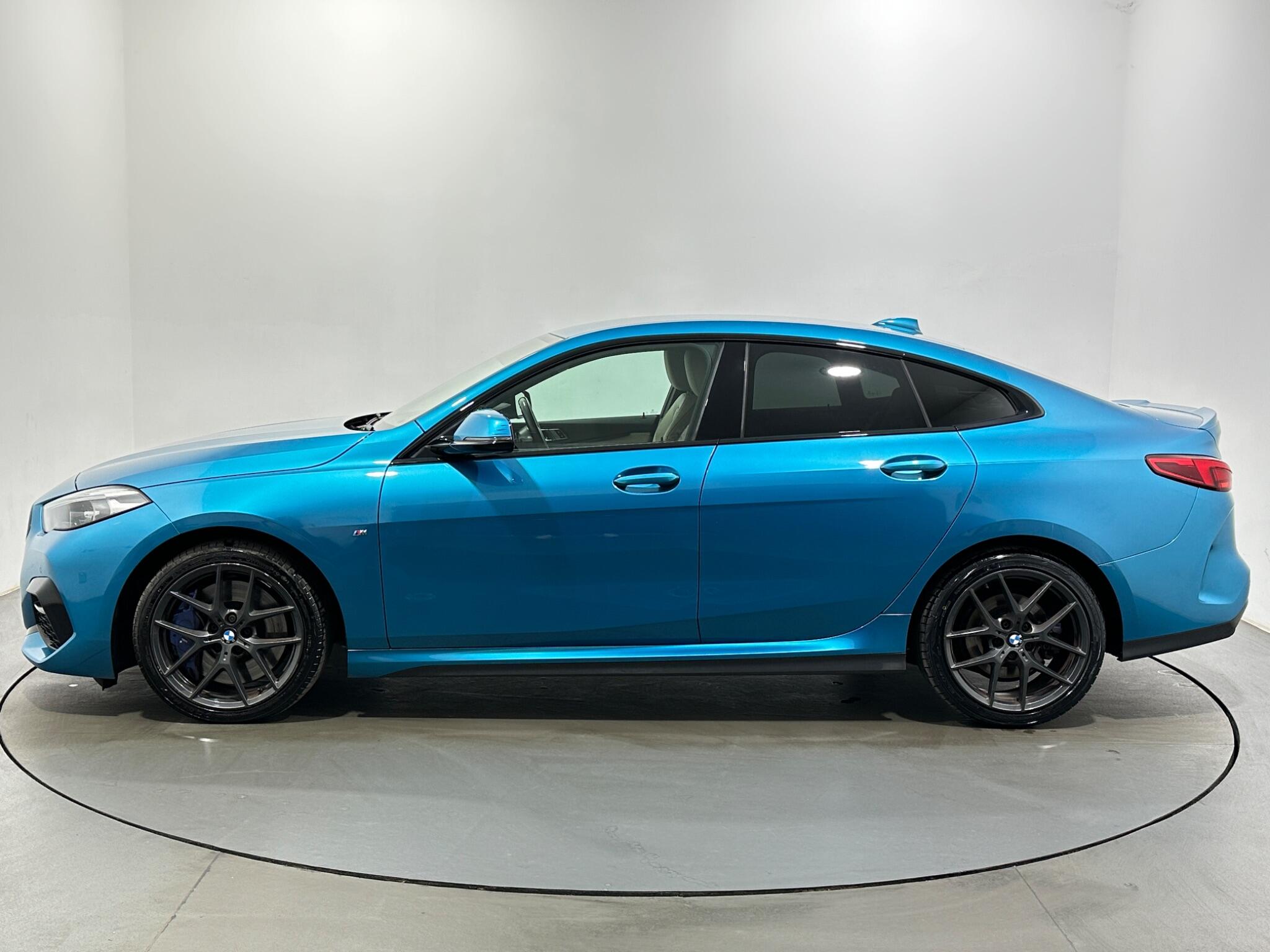 BMW 2 Series view 5