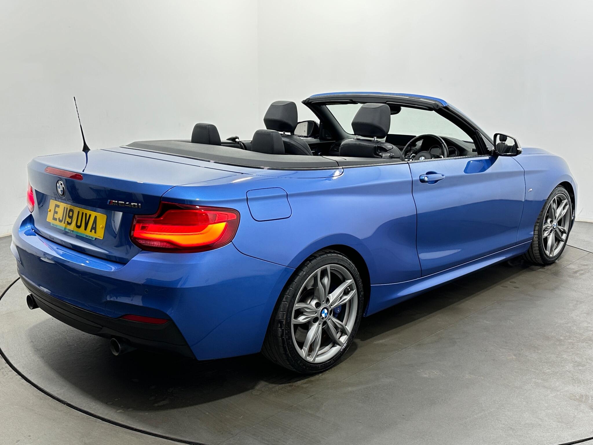 BMW 2 Series view 45