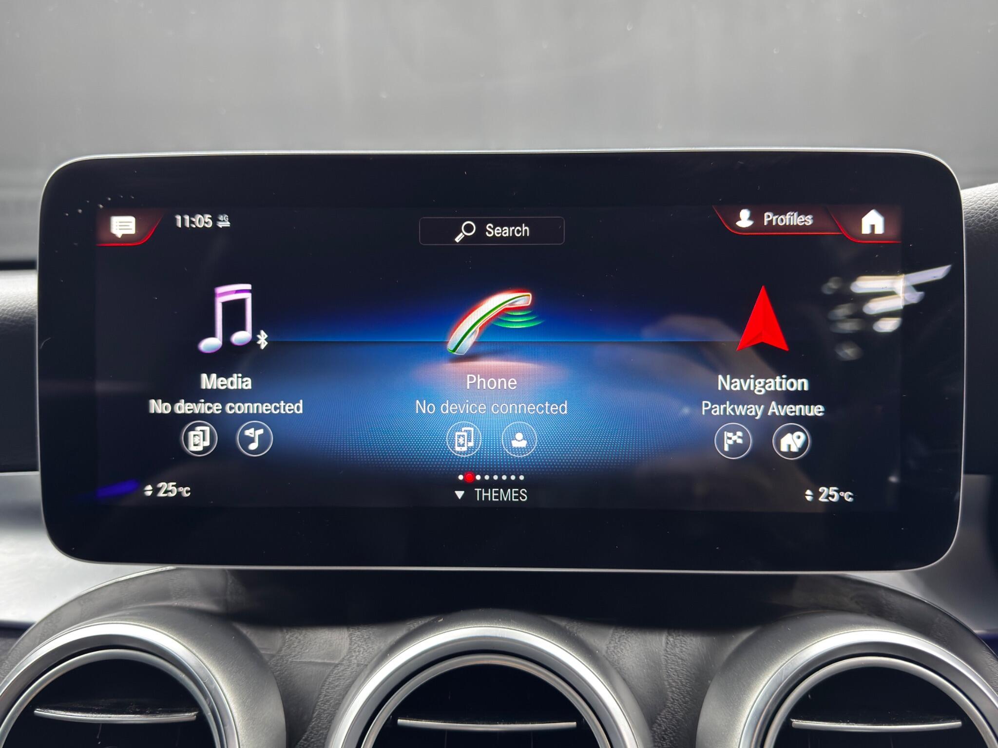 Mercedes-Benz GLC view 31
