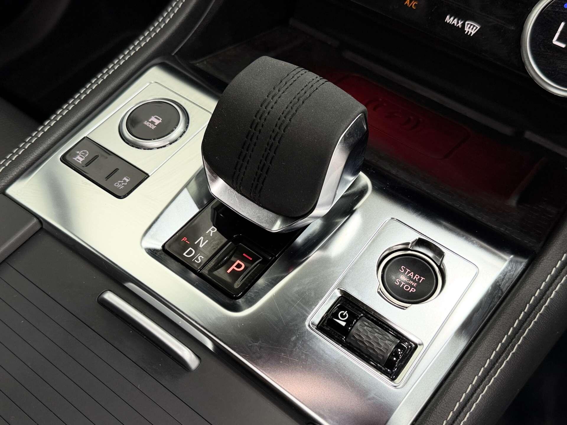 Jaguar F-Pace view 46