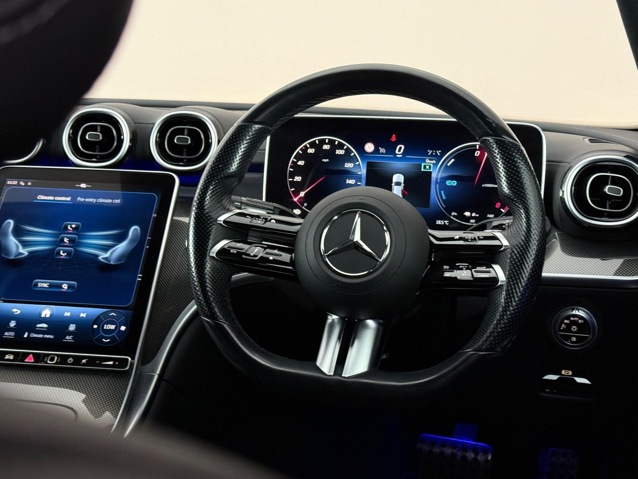 Mercedes-Benz C-Class view 13