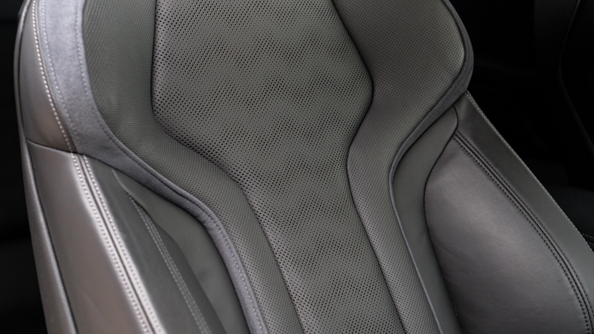 BMW M4 view 24