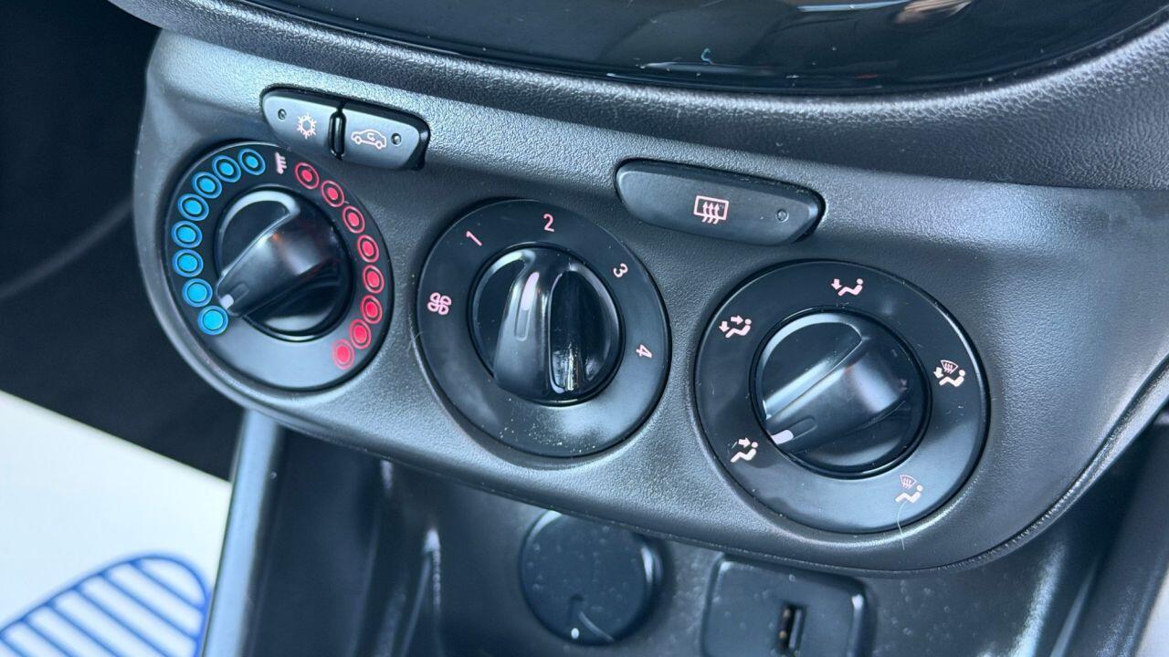 Vauxhall Corsa view 22