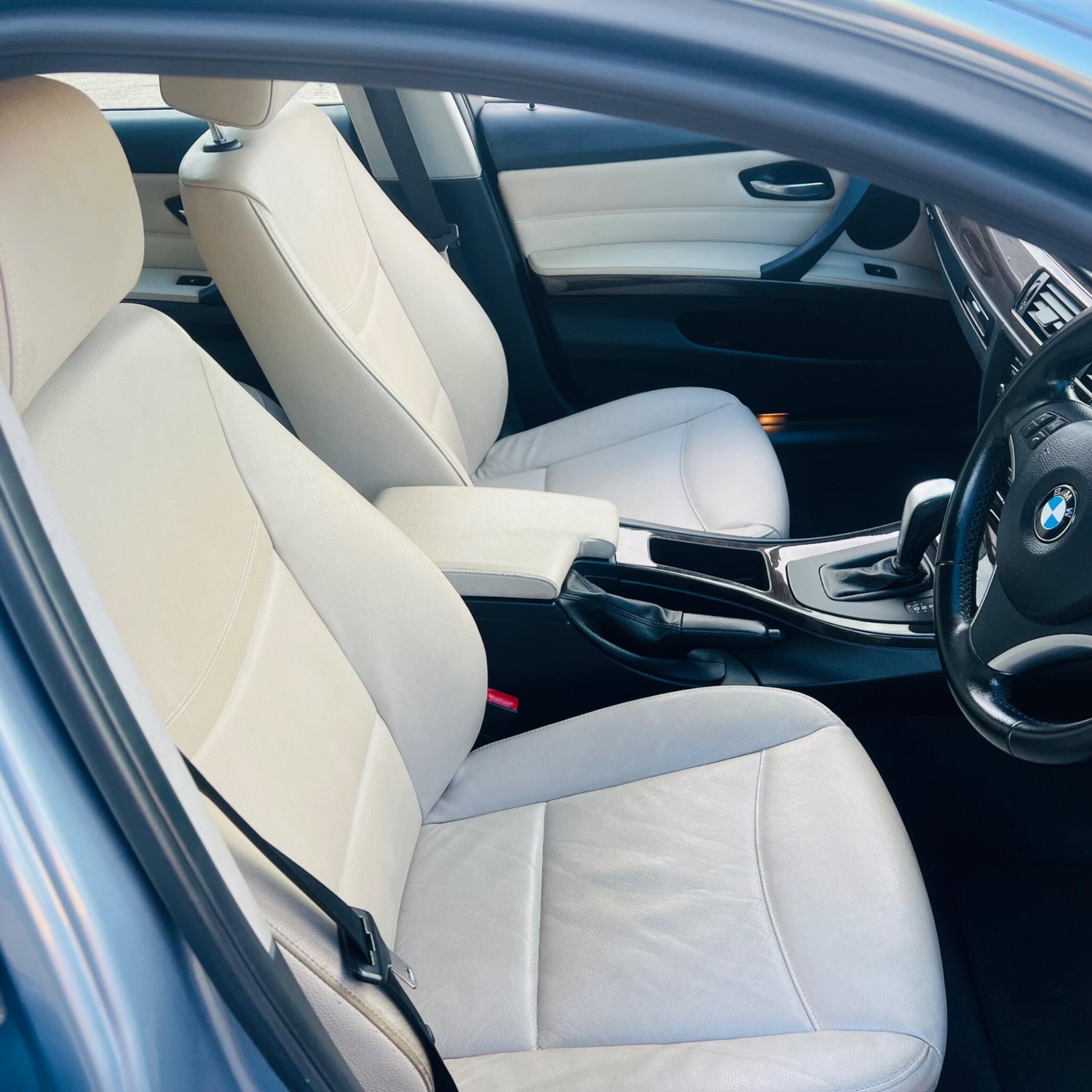 BMW 3 Series view 16