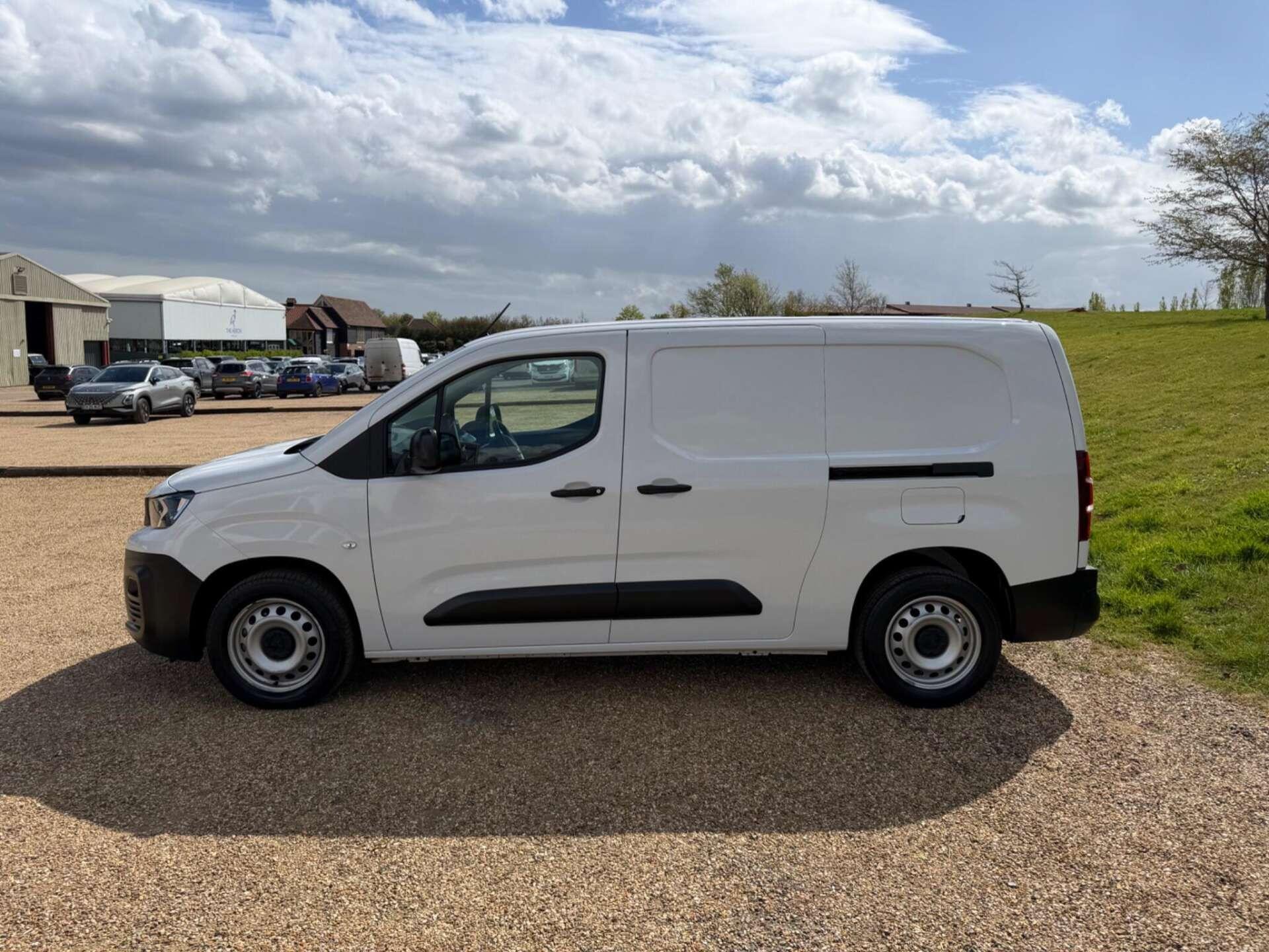 Peugeot Partner view 4