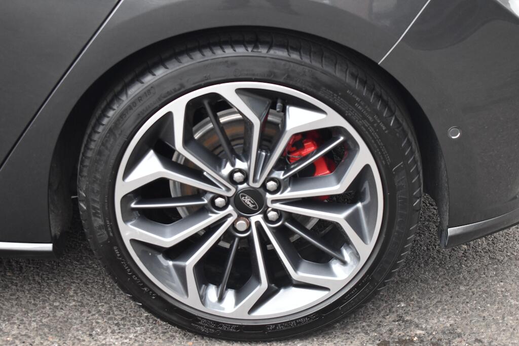 Ford Focus view 72
