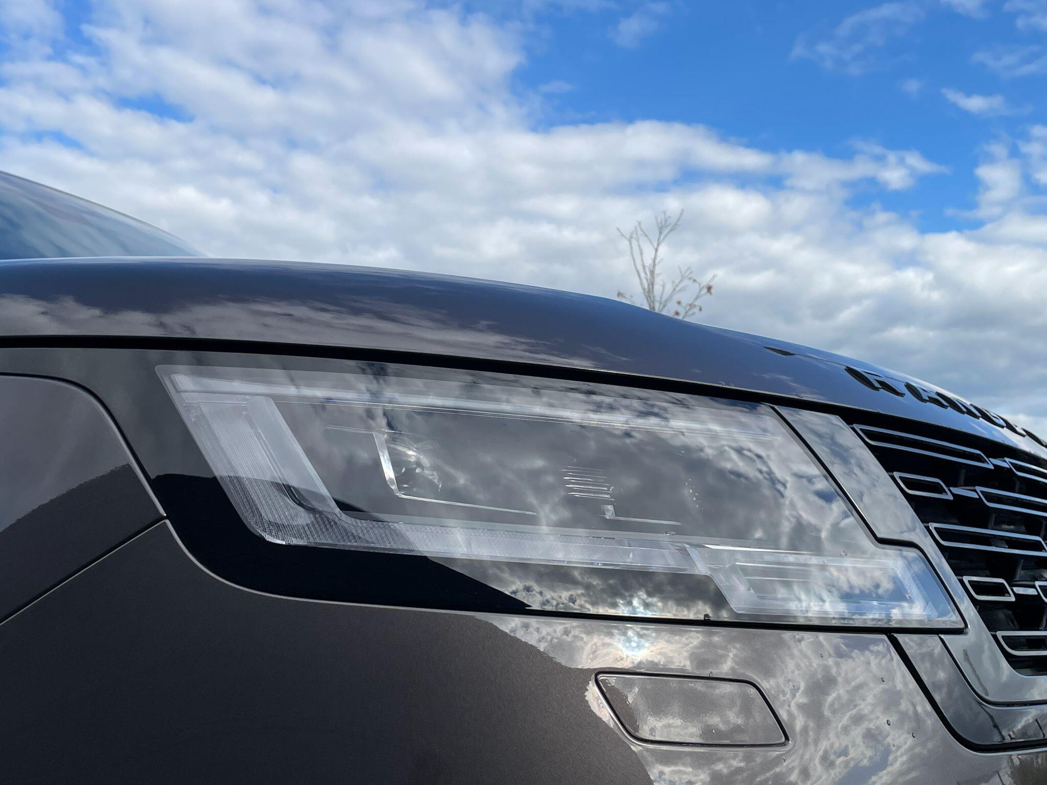 Land Rover Range Rover view 4