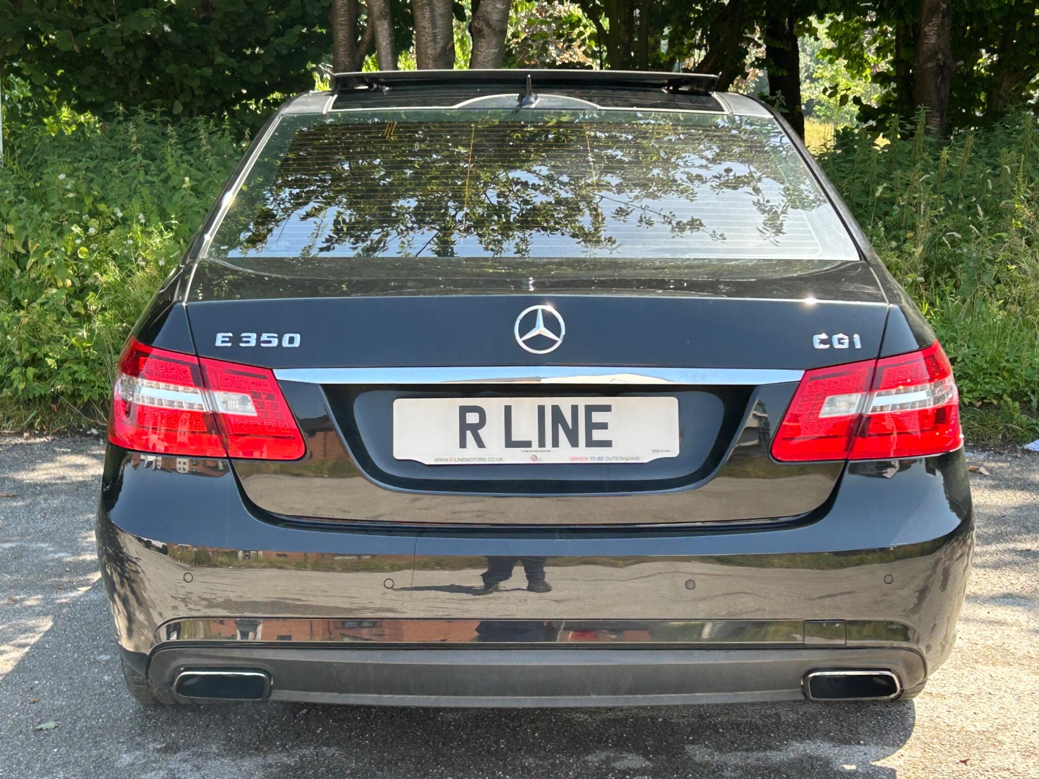 Mercedes-Benz E-Class view 8