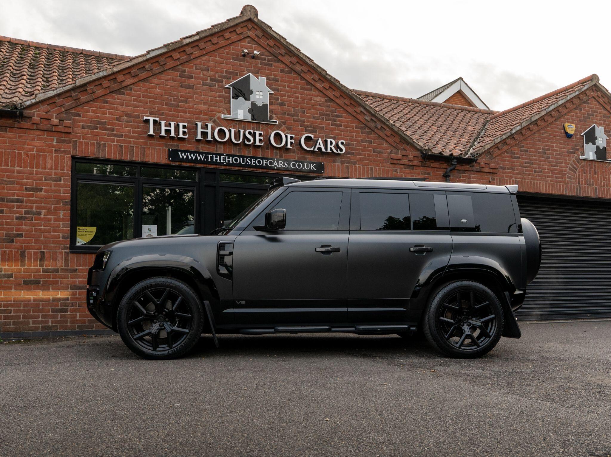 Land Rover Defender view 21