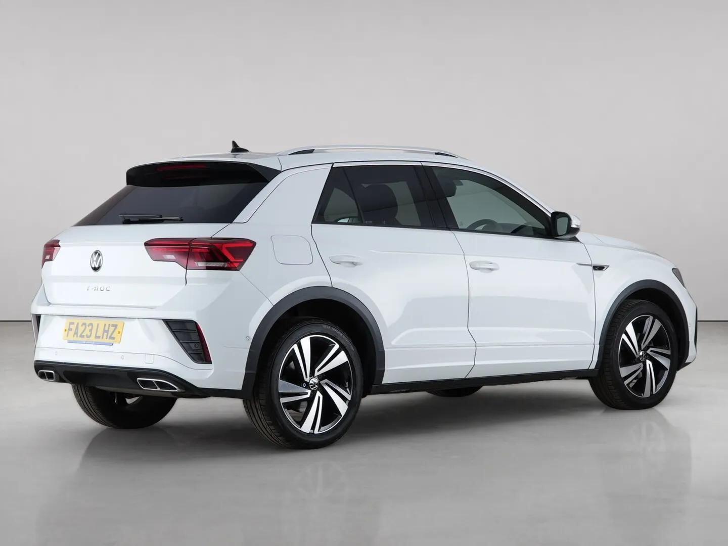 Volkswagen T-Roc view 6