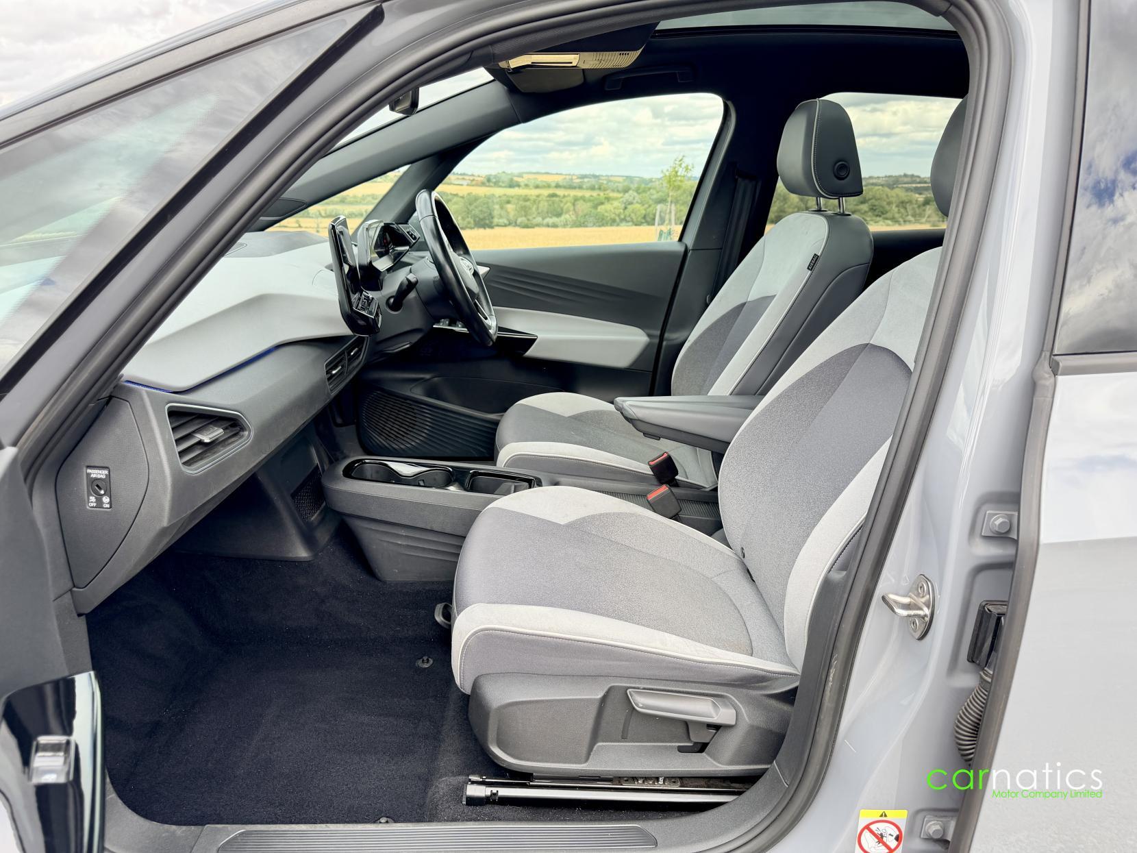 Volkswagen Id.3 view 13