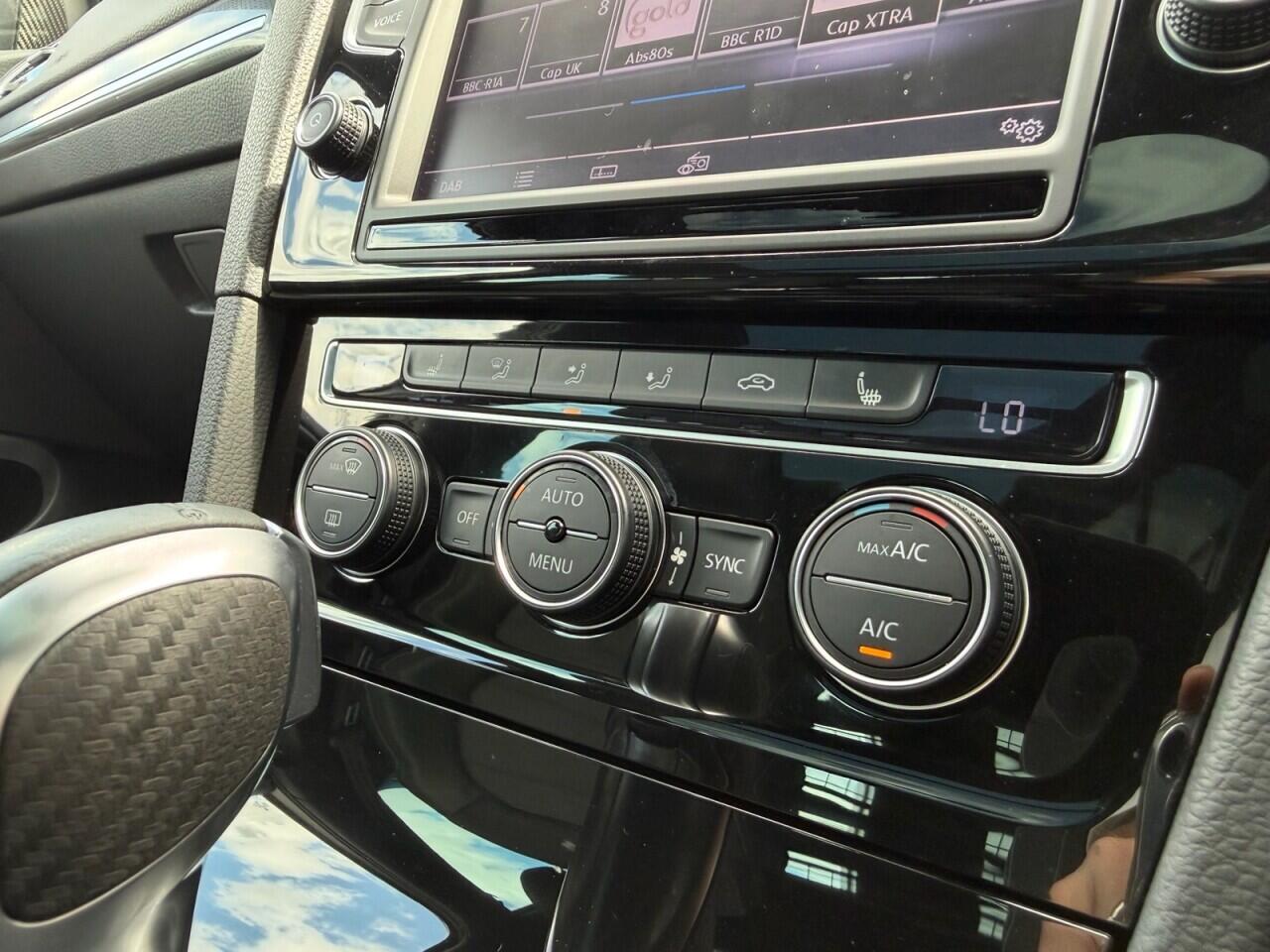 Volkswagen Golf view 27