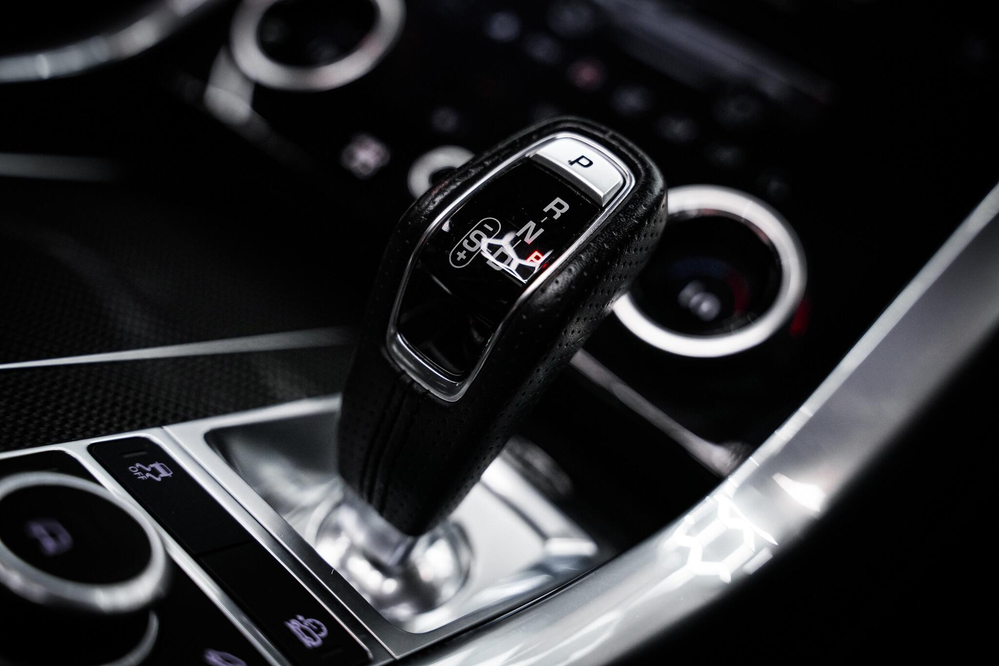 Land Rover Range Rover Sport view 46