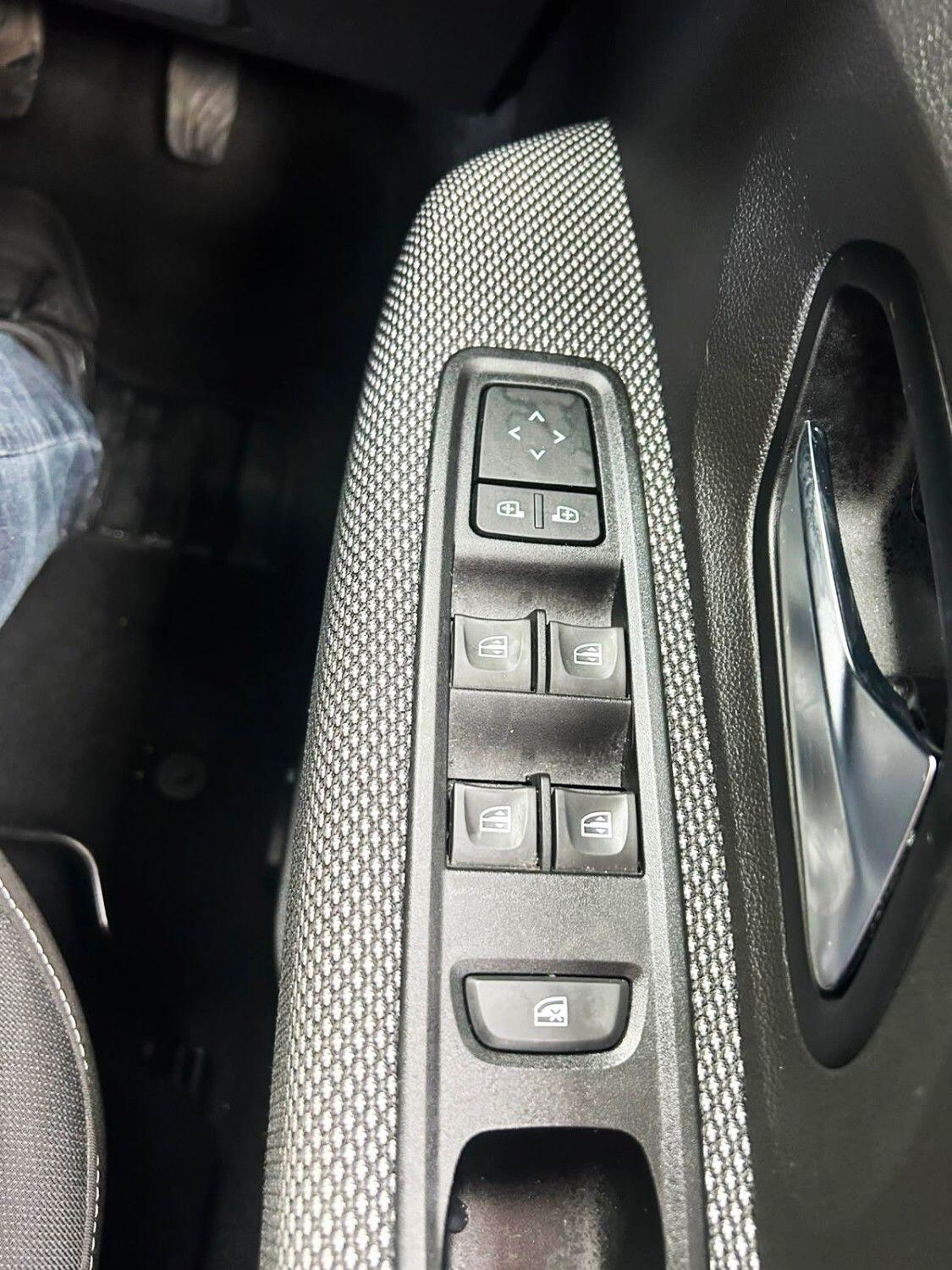 Dacia Sandero view 20