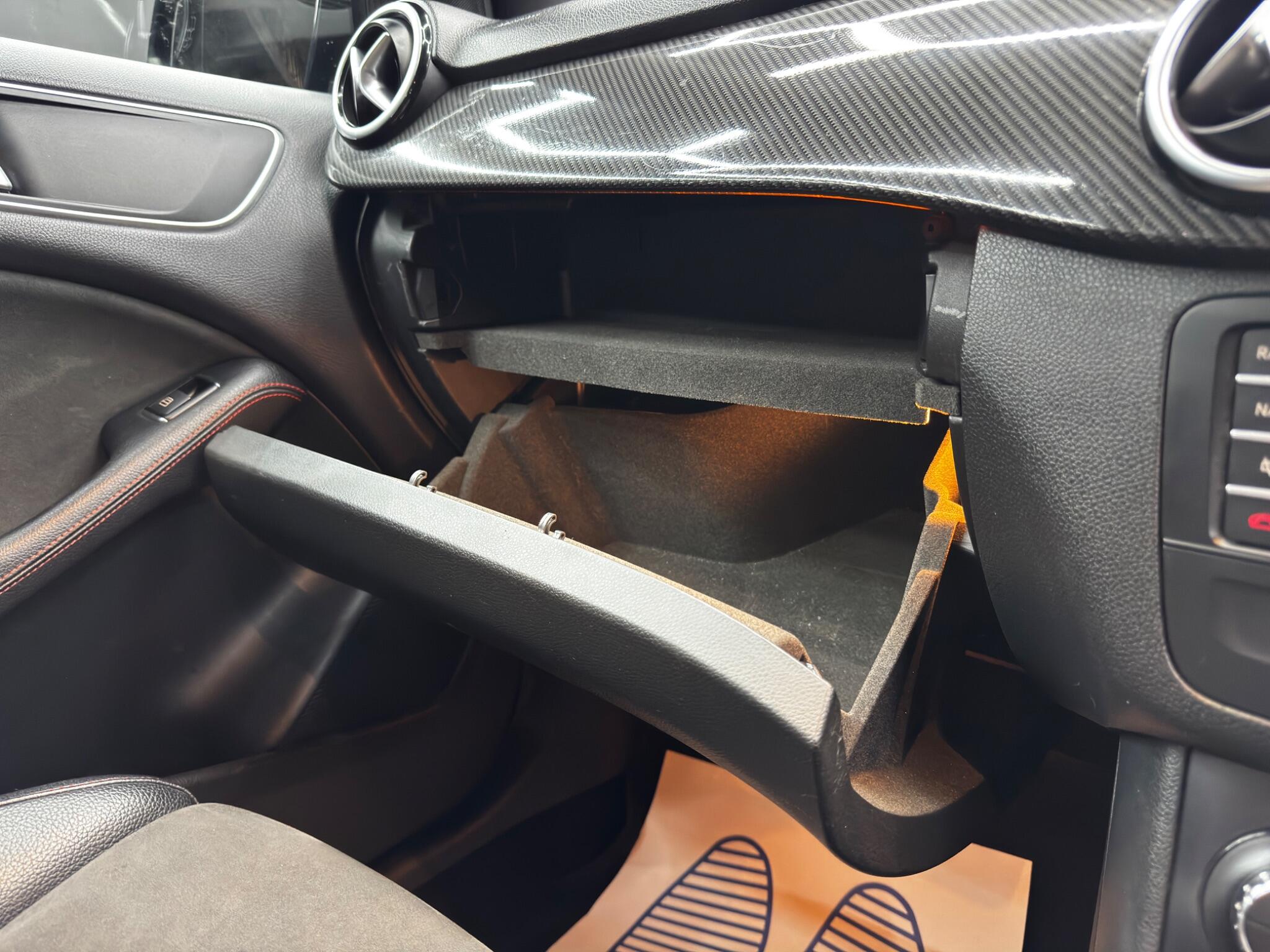 Mercedes-Benz B-Class view 34