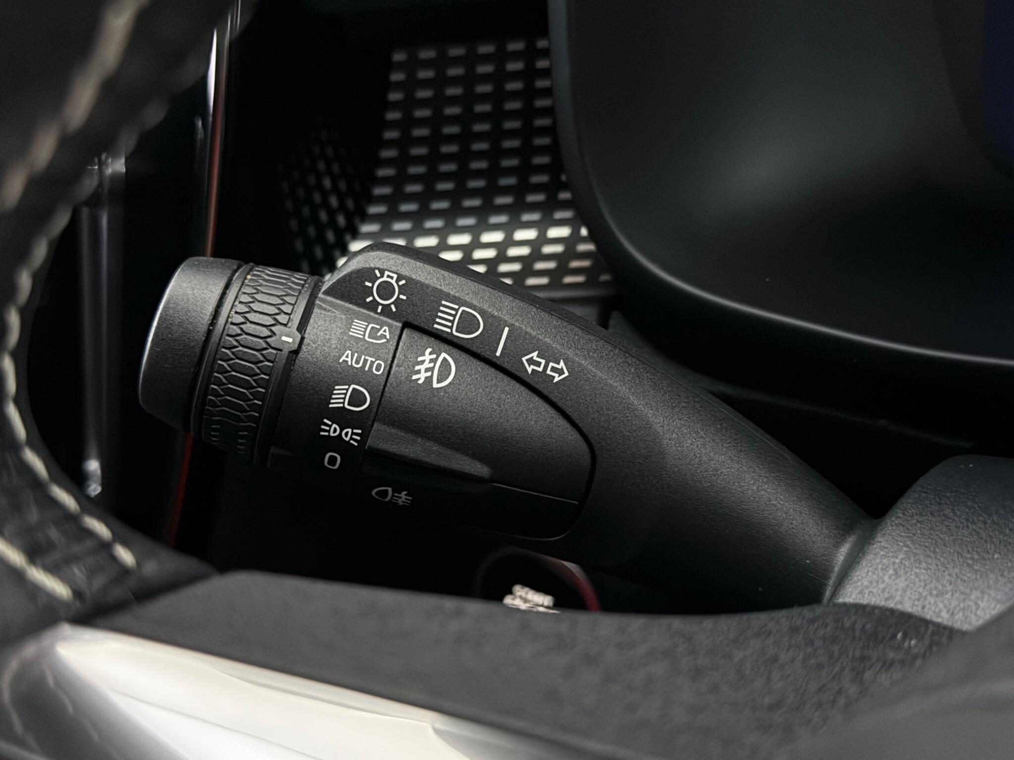 Volvo XC40 view 18
