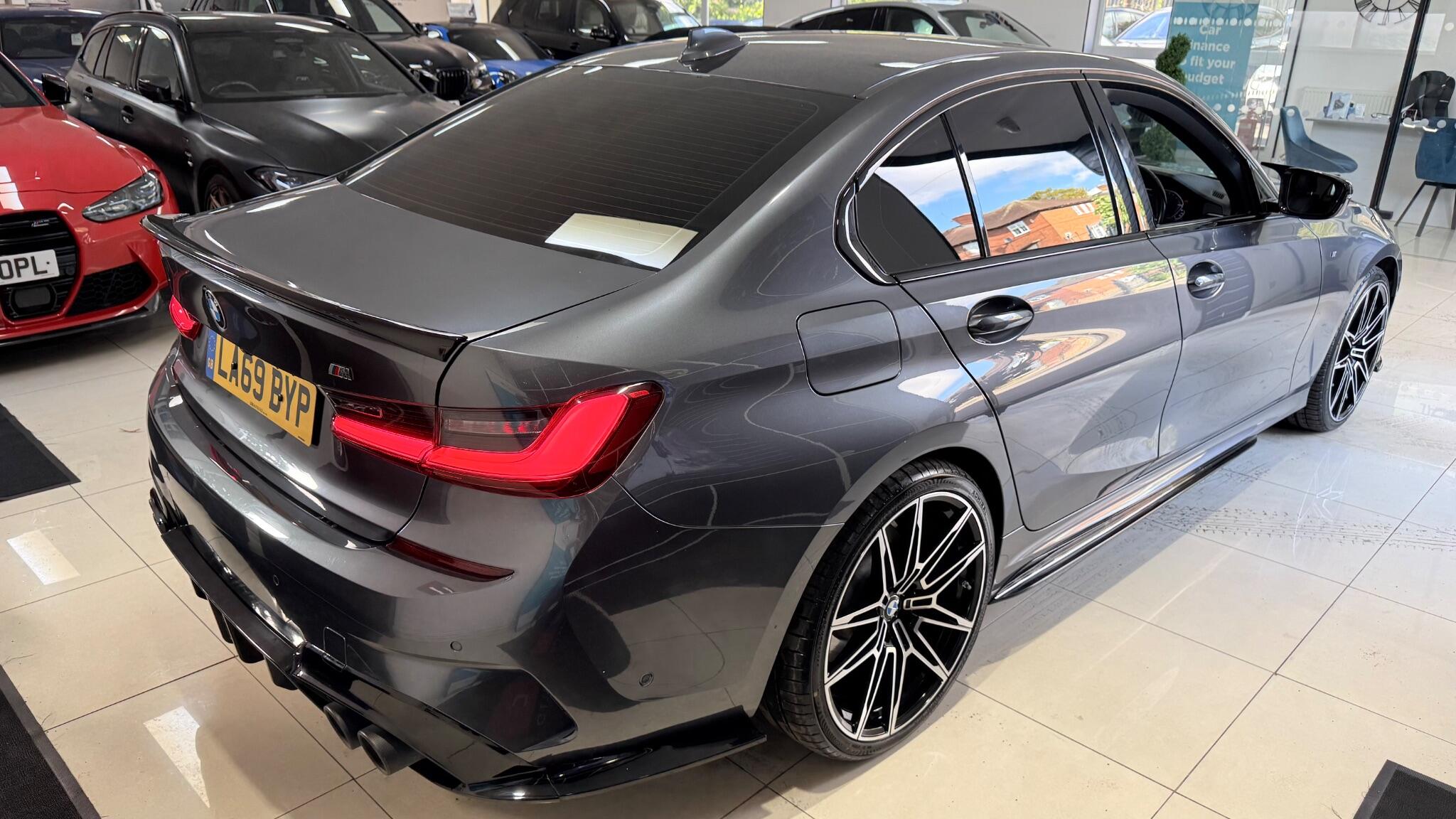 BMW 3 Series view 41