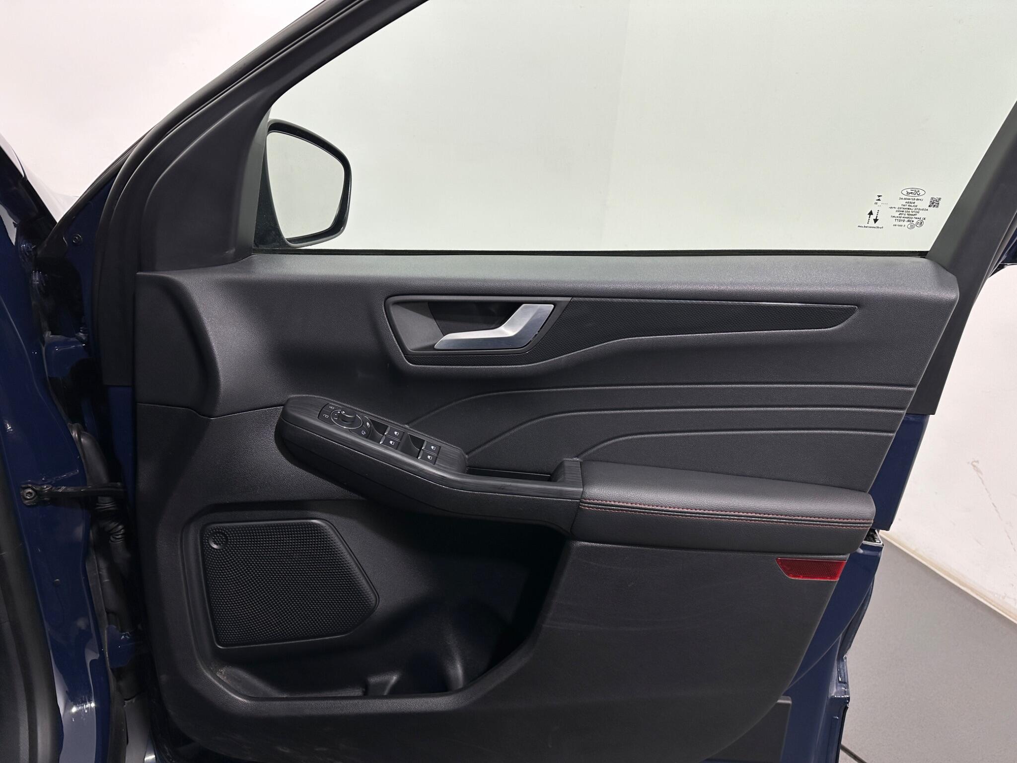 Ford Kuga view 33