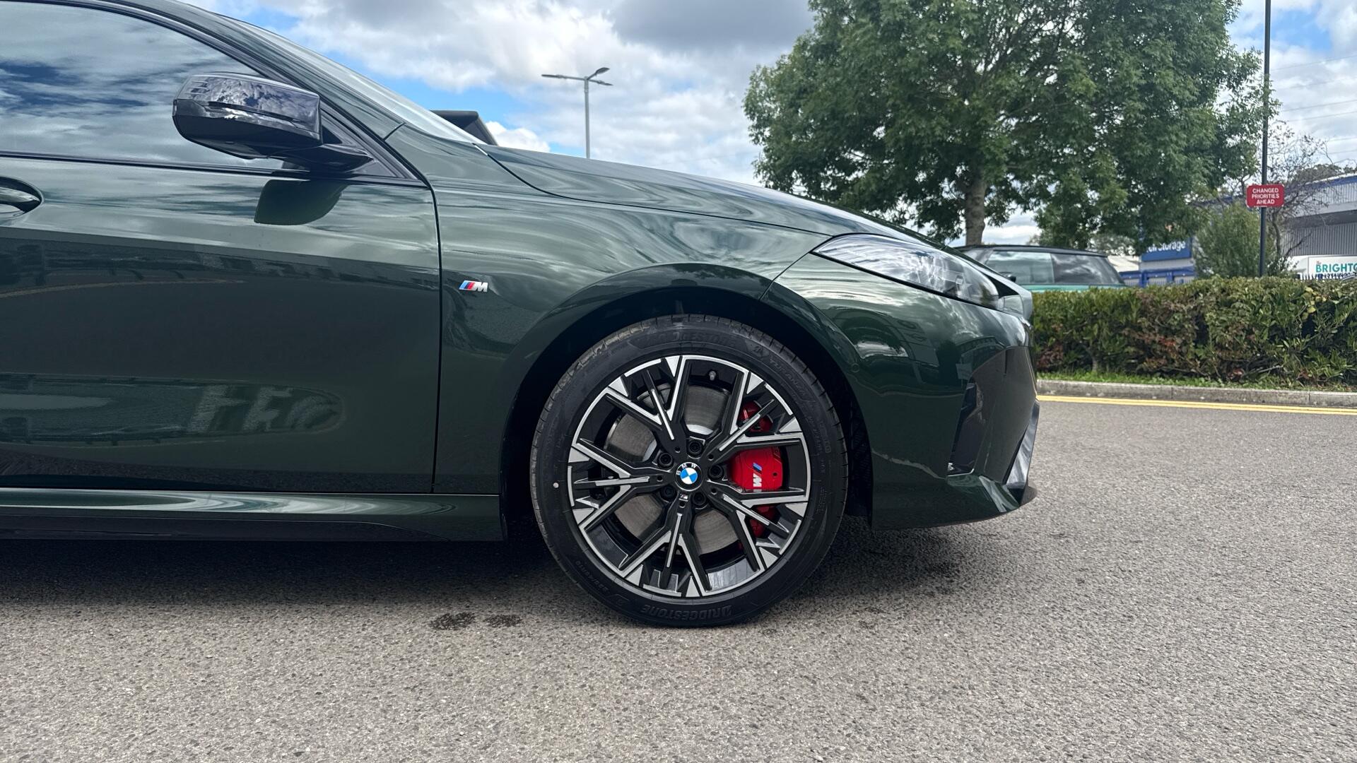 BMW 1 Series view 14