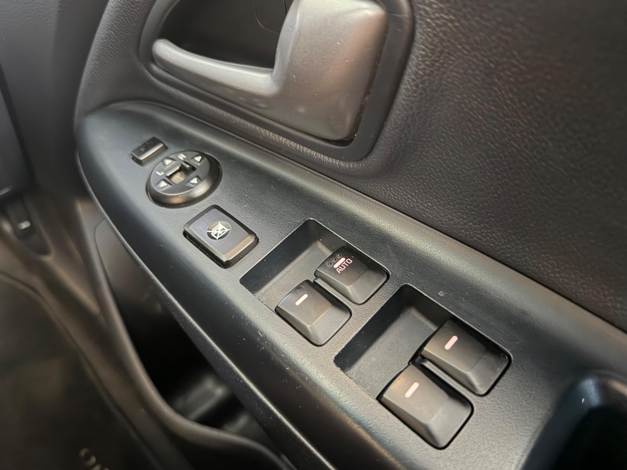 Kia Rio view 26