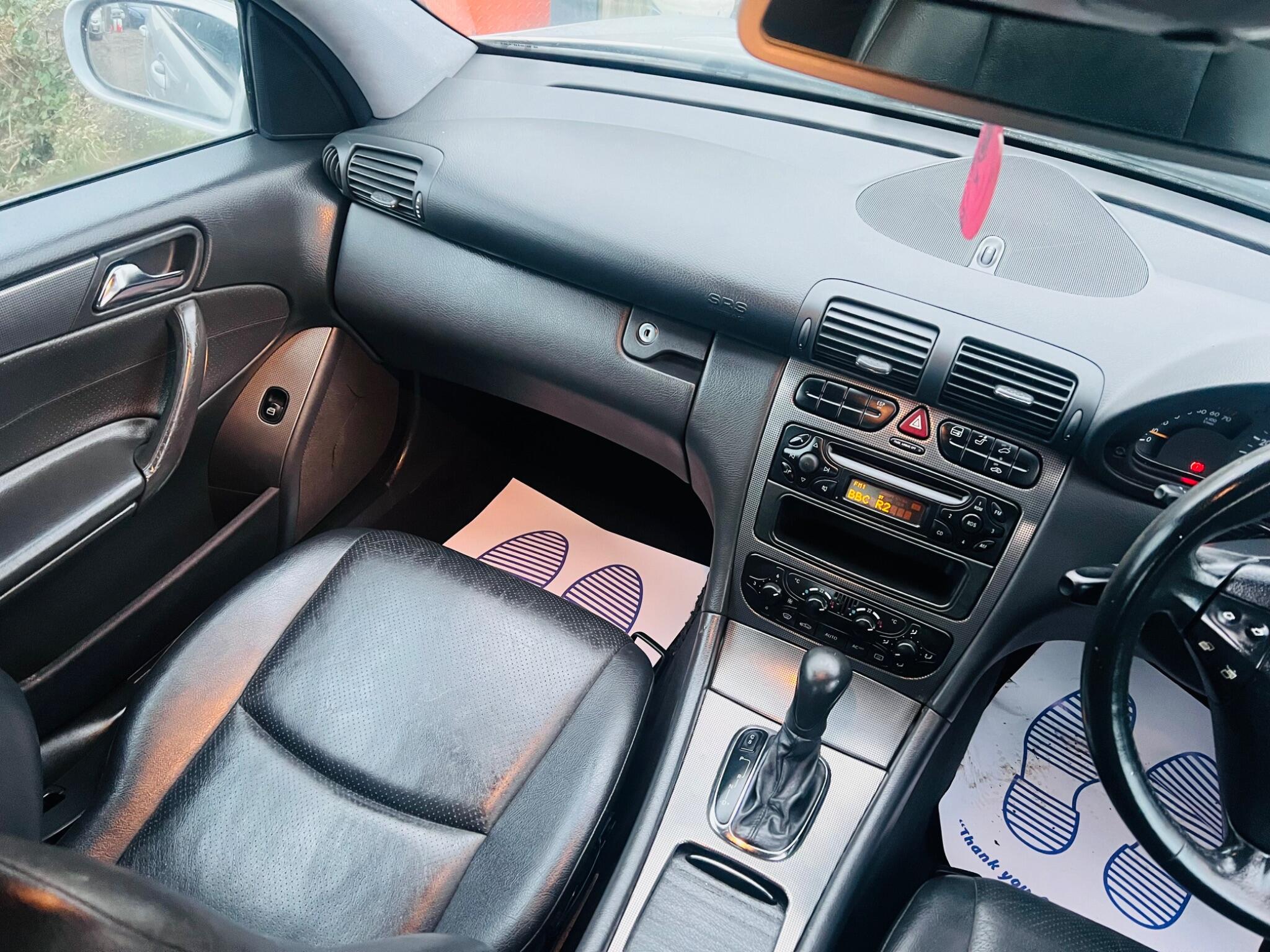 2004 Mercedes-Benz C Class image 45