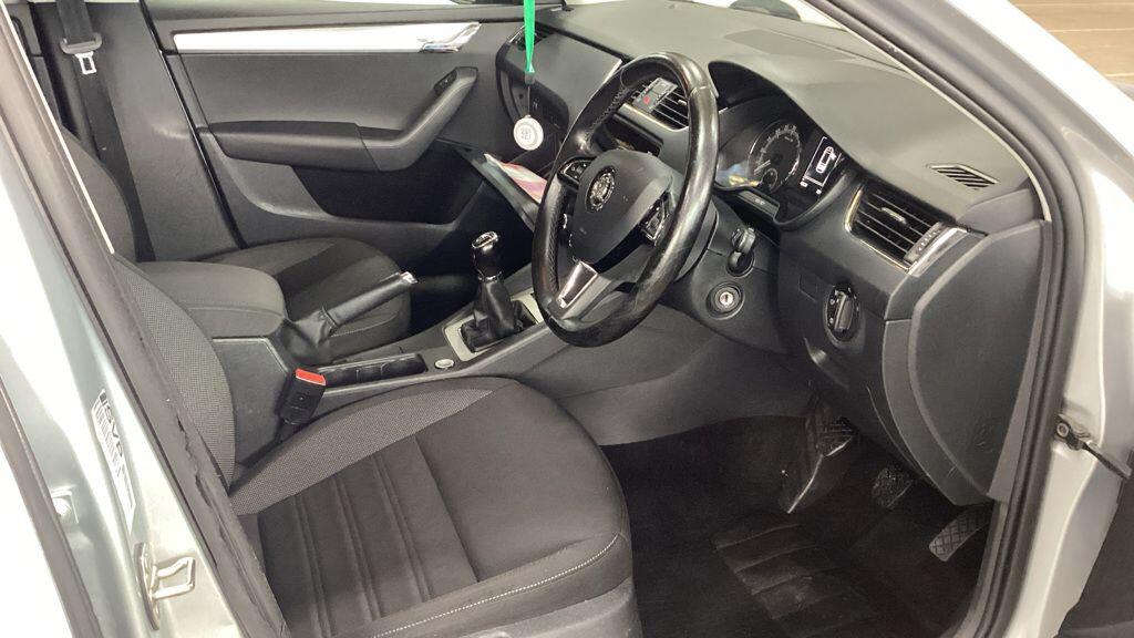 Skoda Octavia view 2