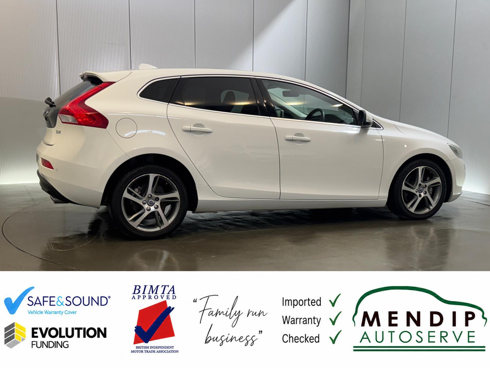 Volvo V40 view 28
