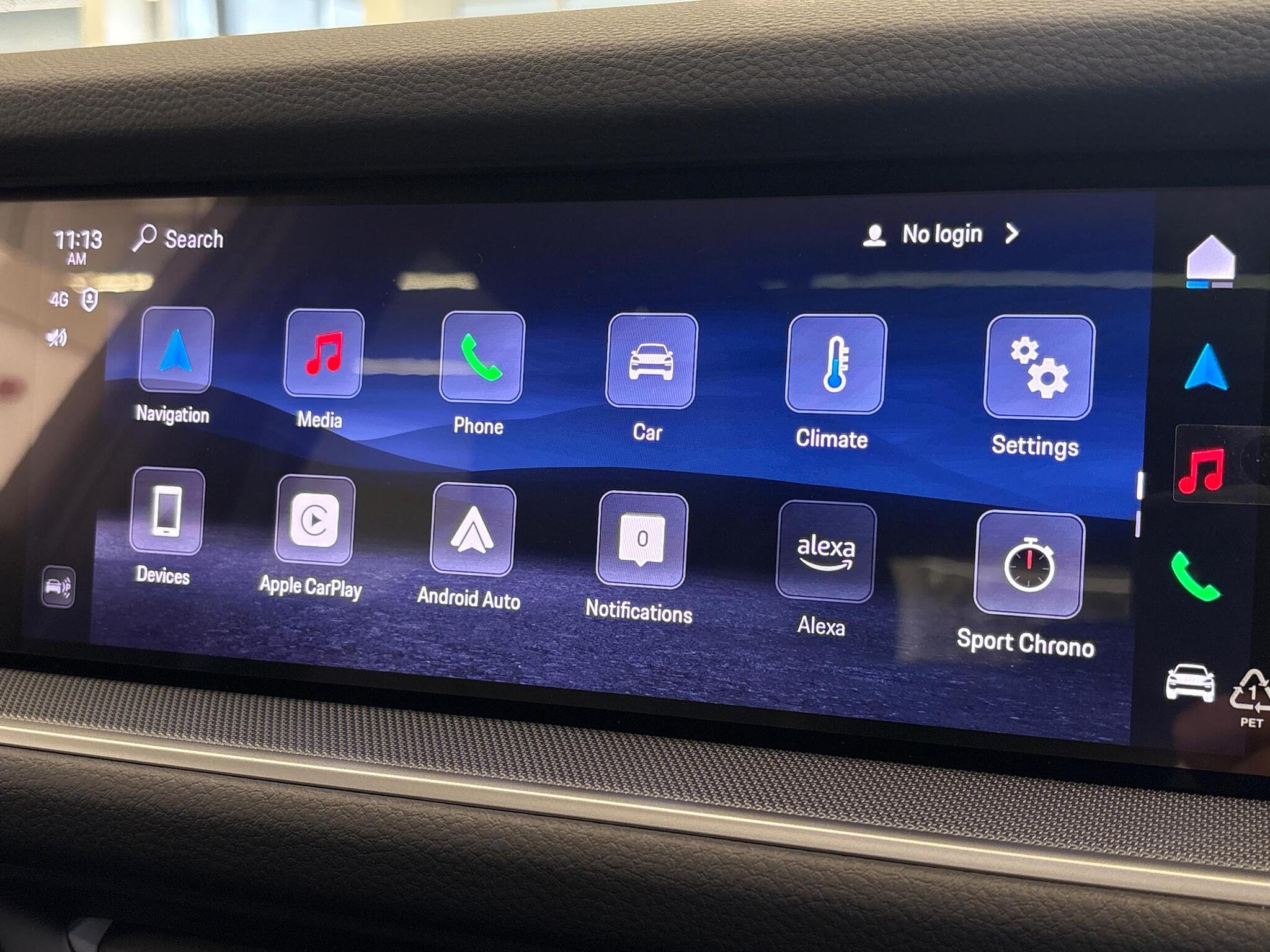 Porsche Cayenne view 31
