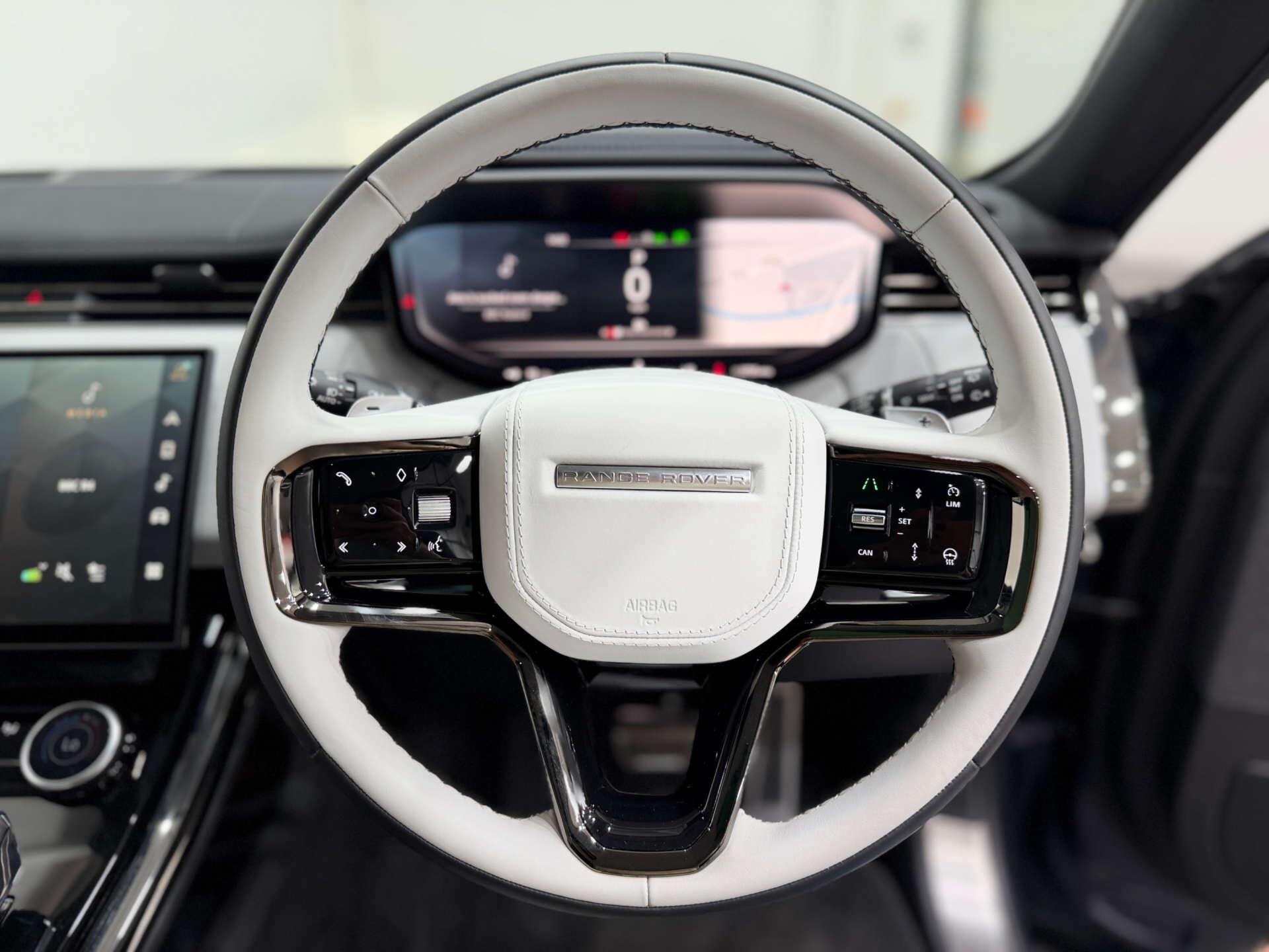 Land Rover Range Rover Sport view 22