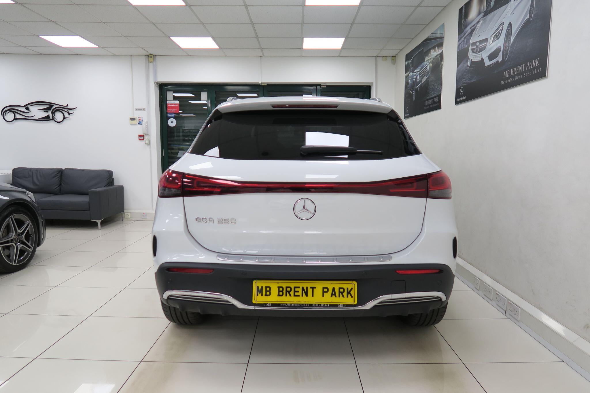 Mercedes-Benz Eqa view 6