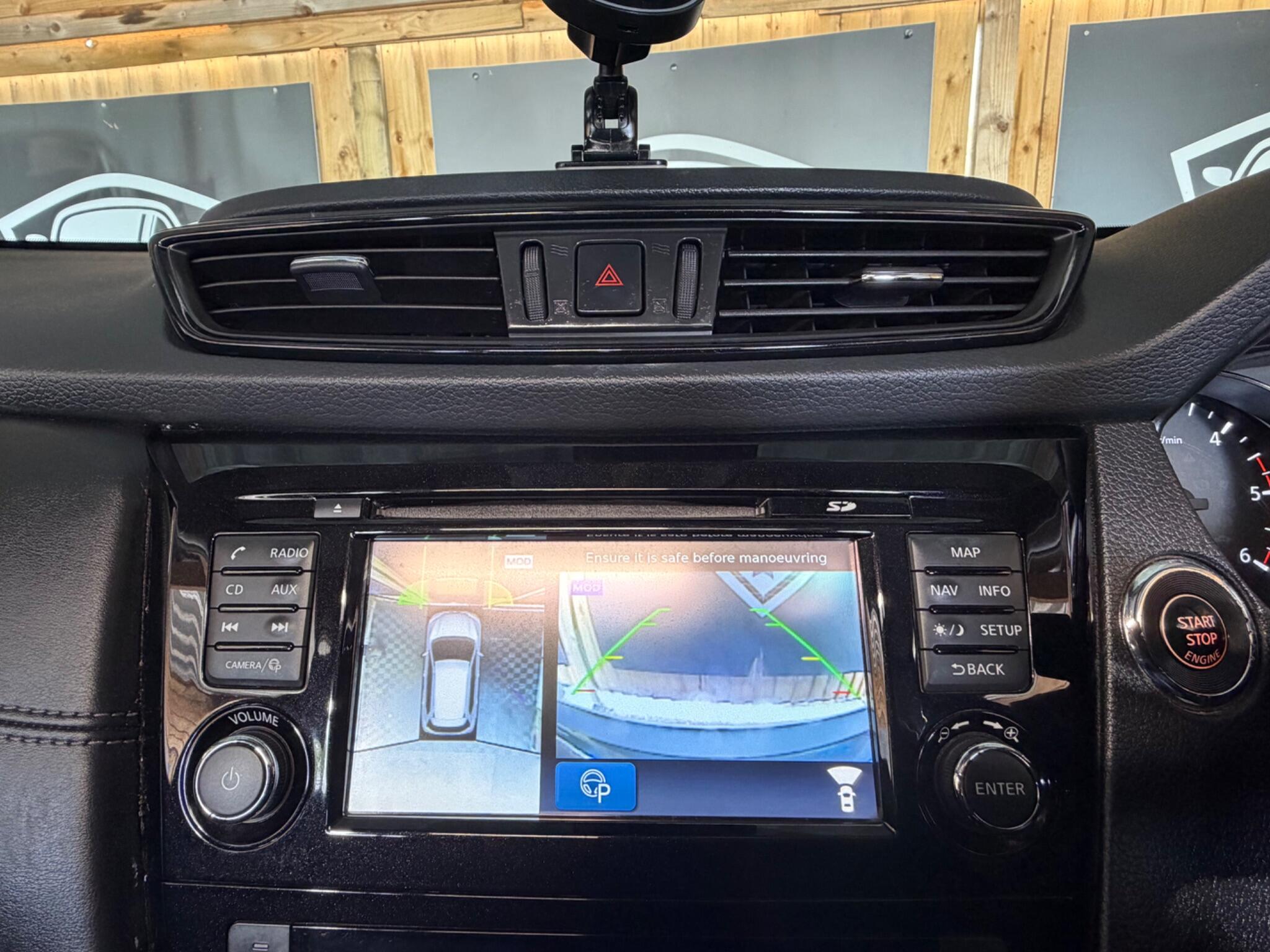 Nissan X-Trail view 38